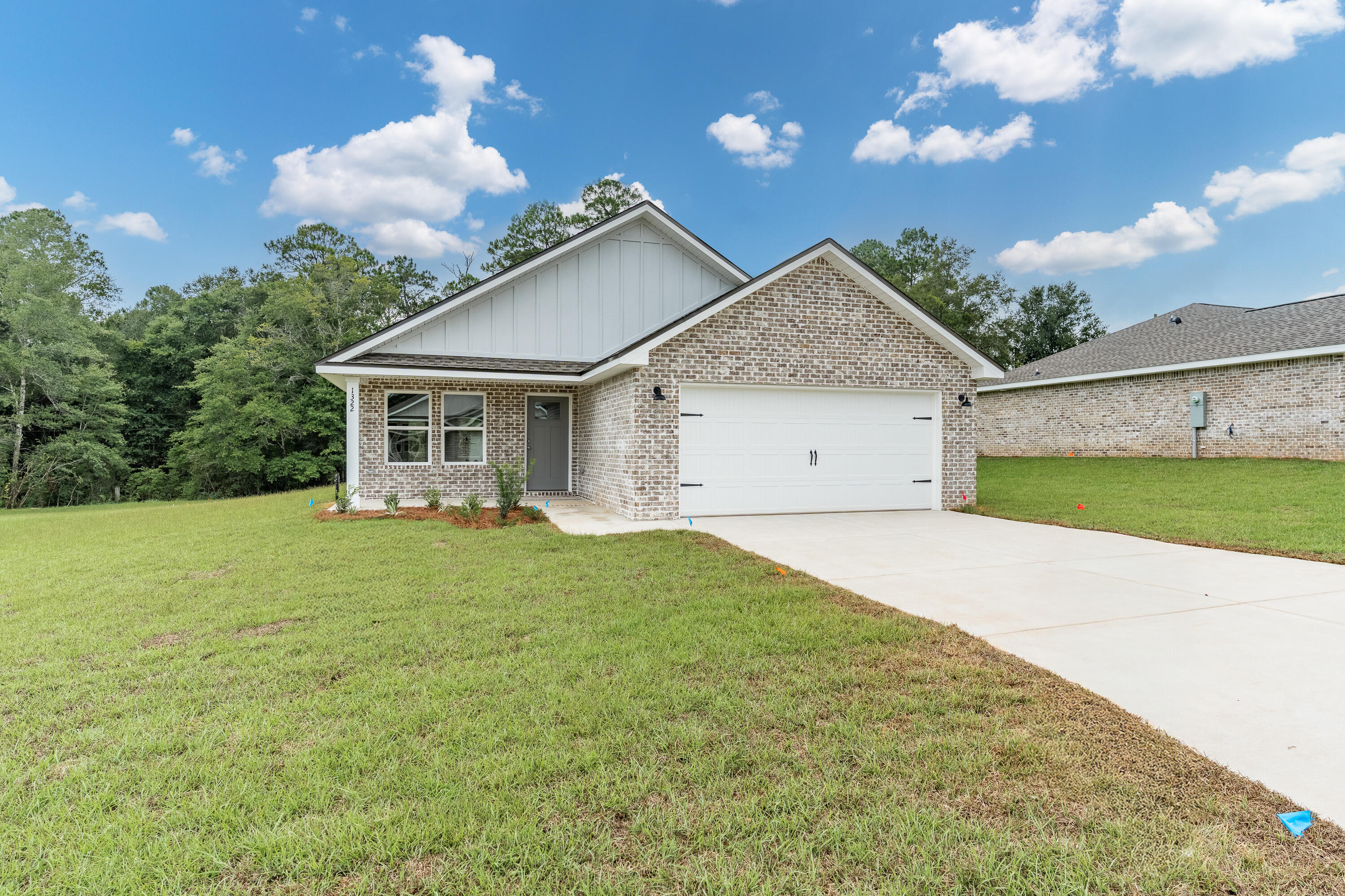 SOUTHERN DAY CHATEAU - Residential