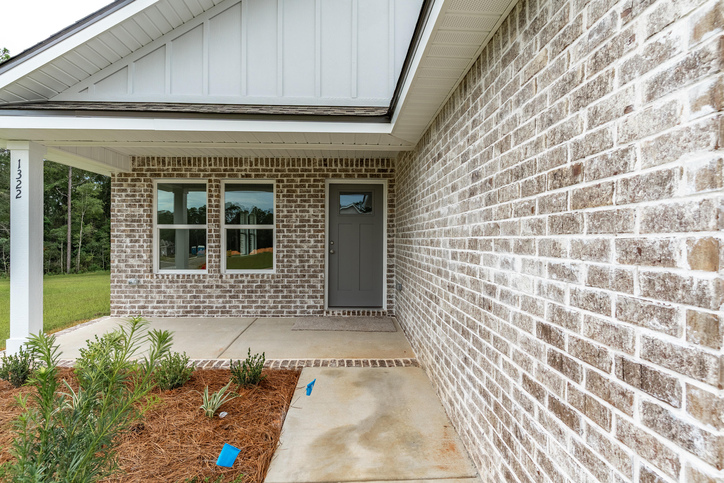 SOUTHERN DAY CHATEAU - Residential