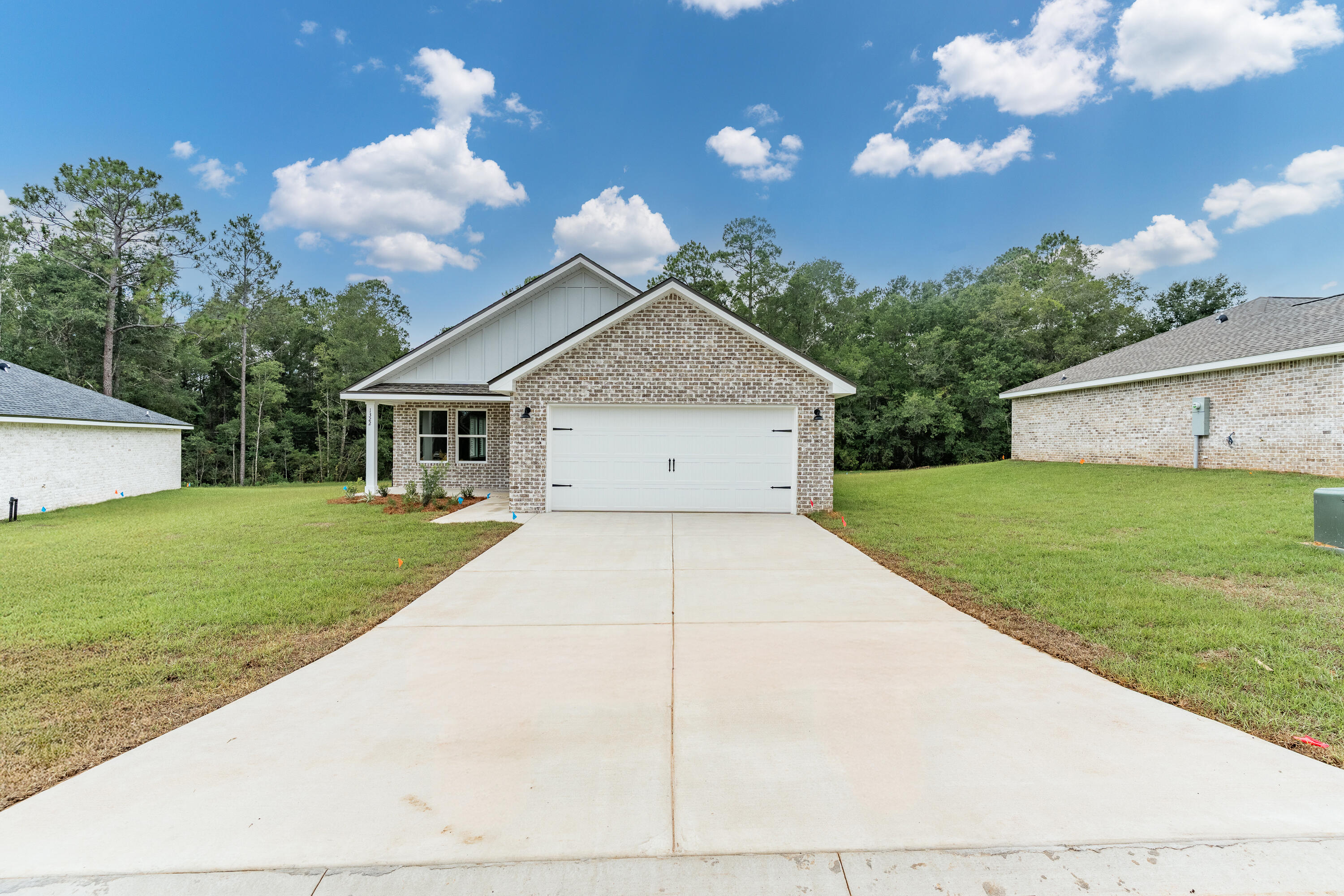 SOUTHERN DAY CHATEAU - Residential