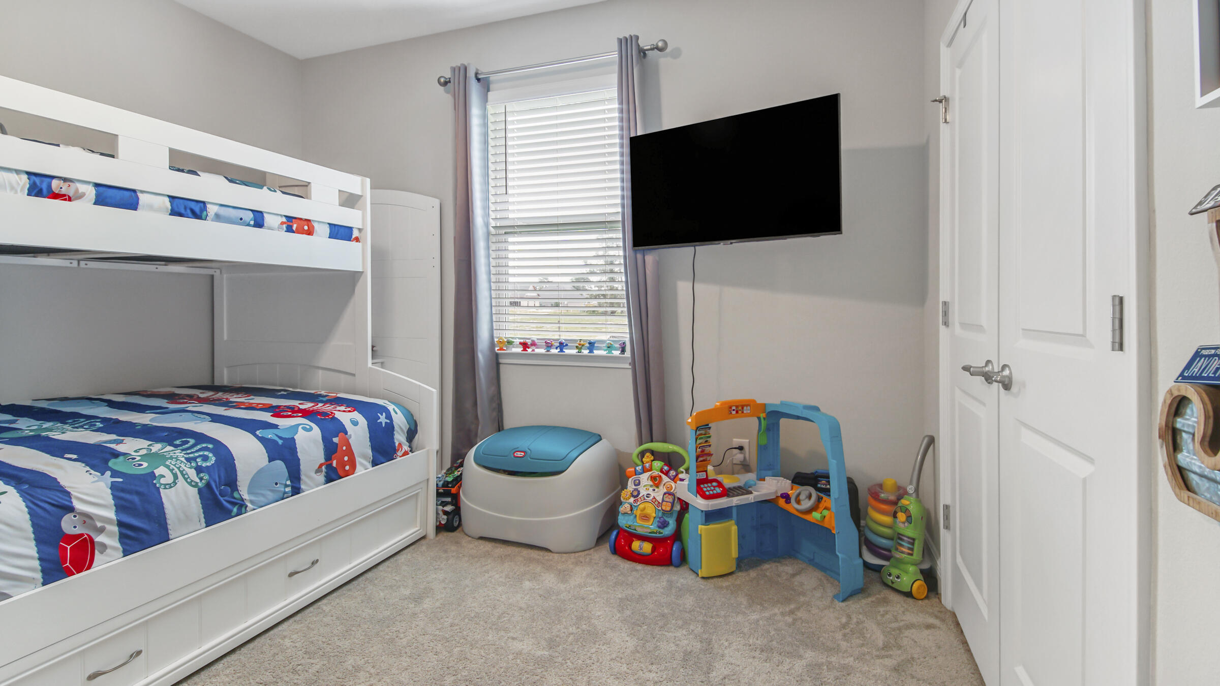 WINDSWEPT ESTATES - Residential