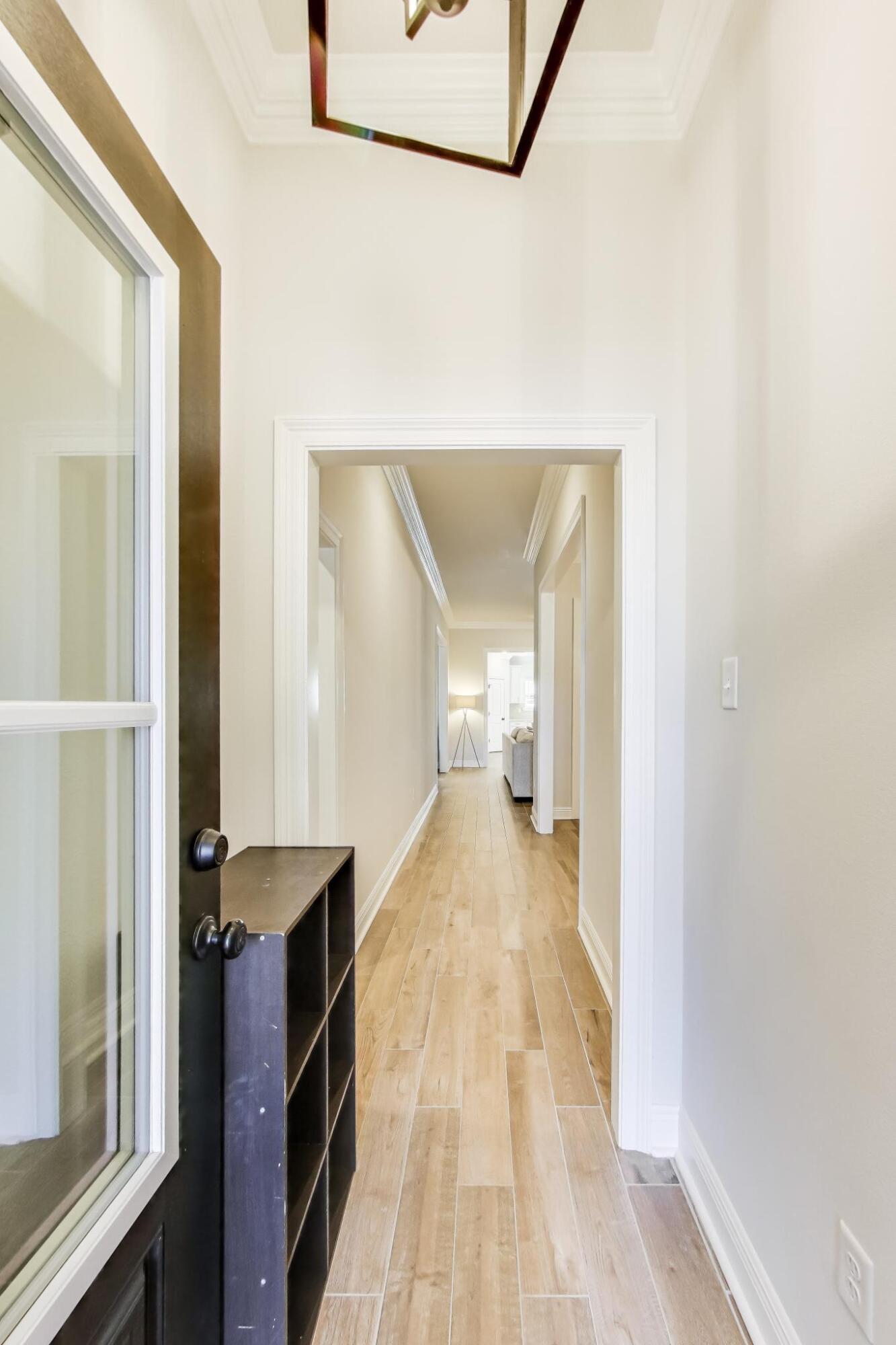 HAMMOCK BAY - BIRD SONG - Residential