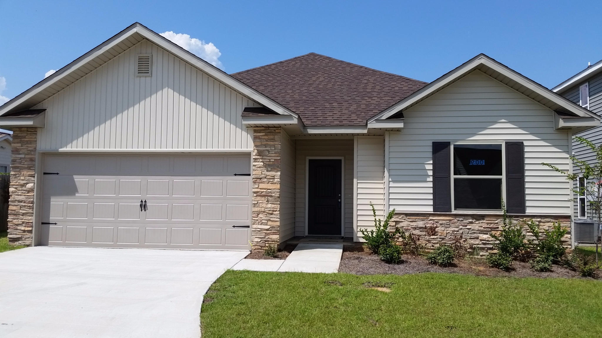 THE COTTAGES AT SANDY RIDGE - Residential