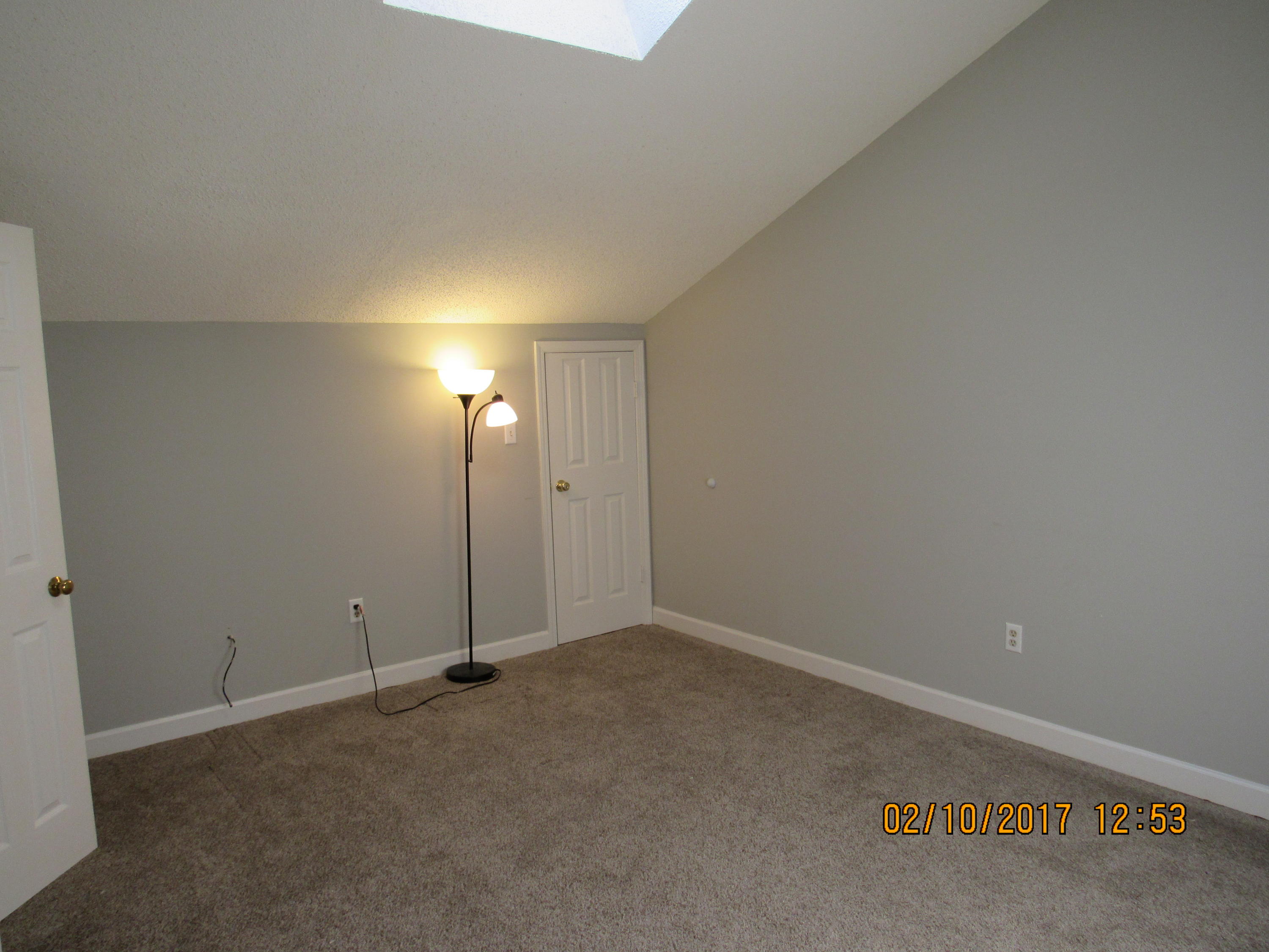 LAKESIDE CONDO AT BLUEWATER BAY - Residential Lease