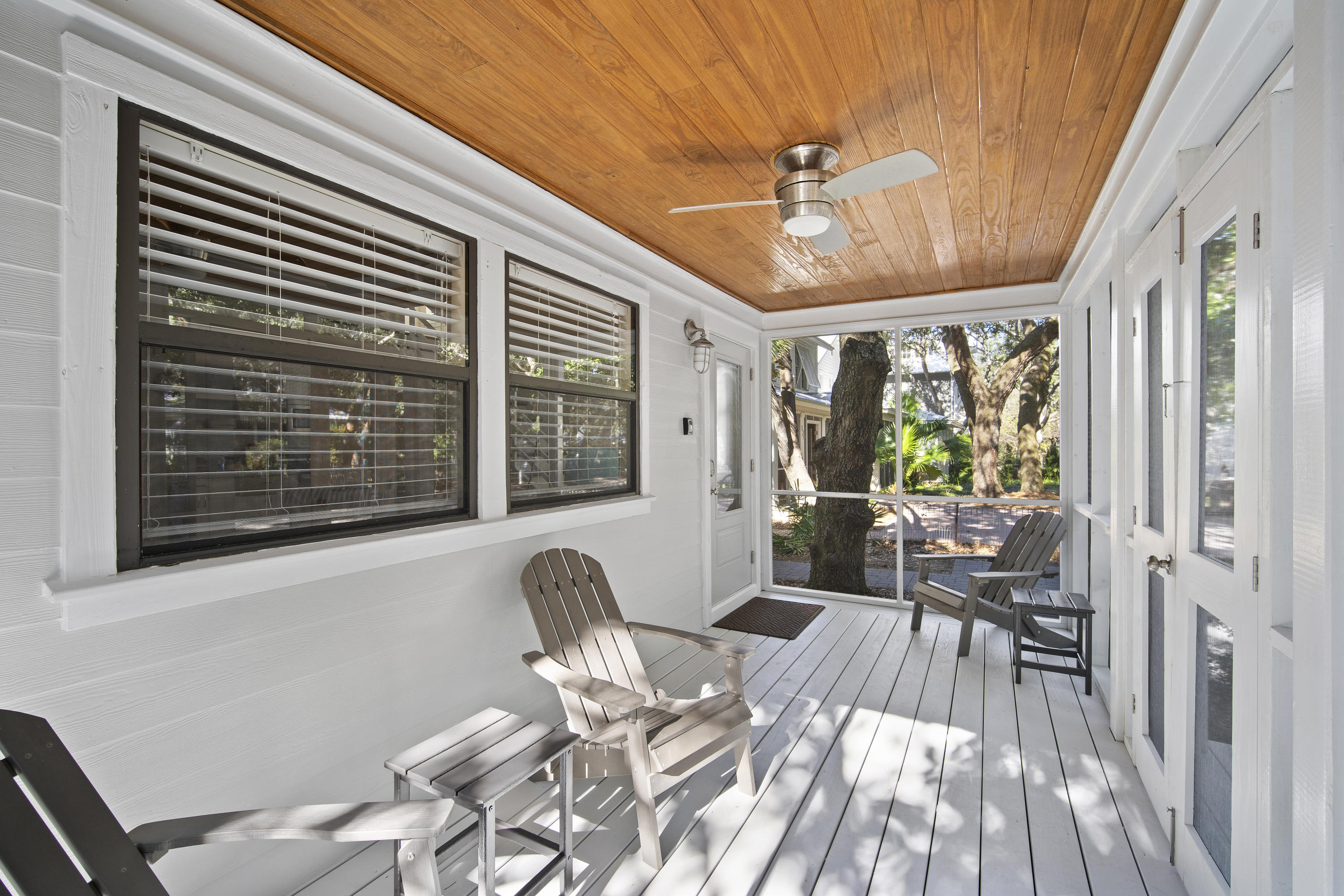 SEAGROVE 1ST ADDN - Residential