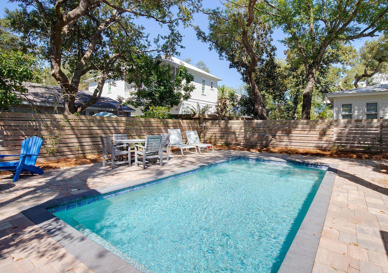 SEAGROVE 1ST ADDN - Residential