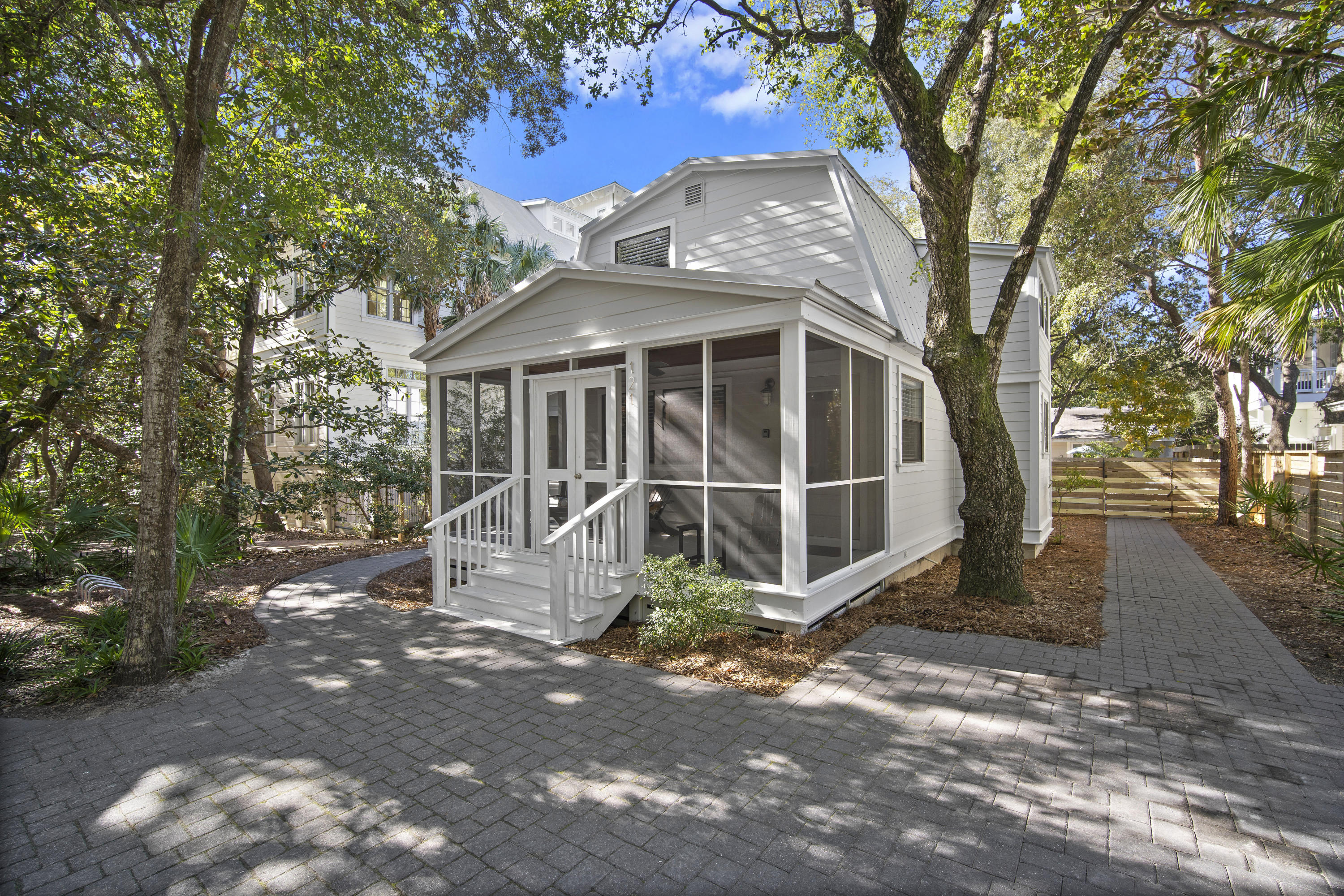 SEAGROVE 1ST ADDN - Residential
