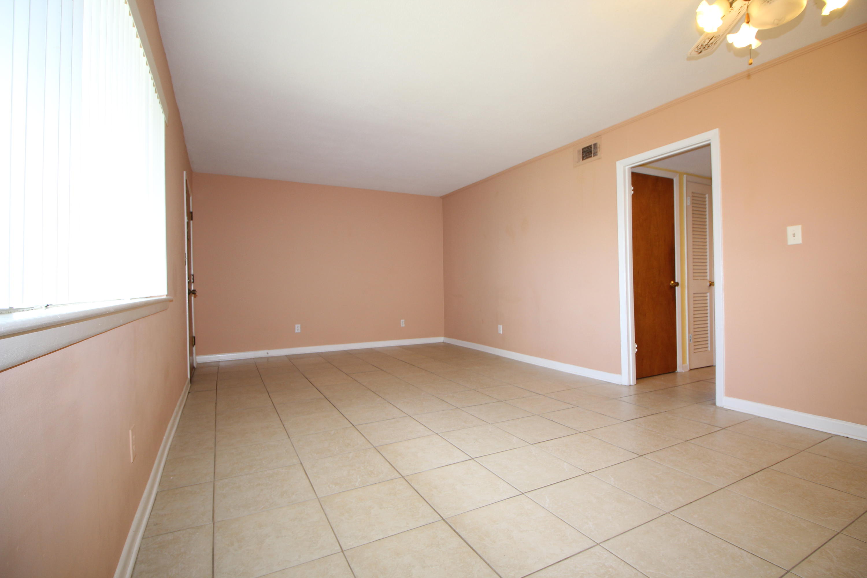 BAYVIEW WATERS CONDO - Residential