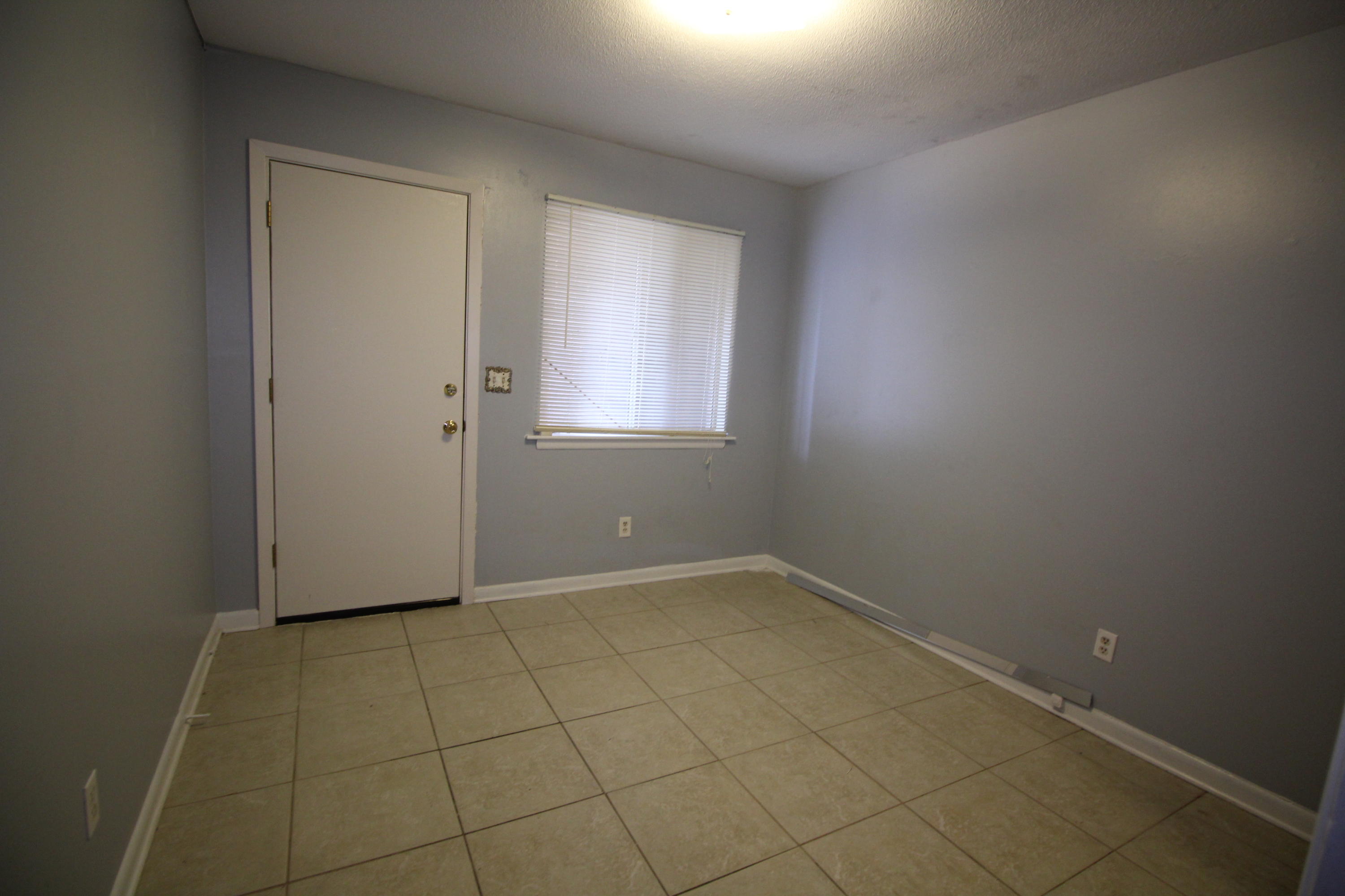 BAYVIEW WATERS CONDO - Residential