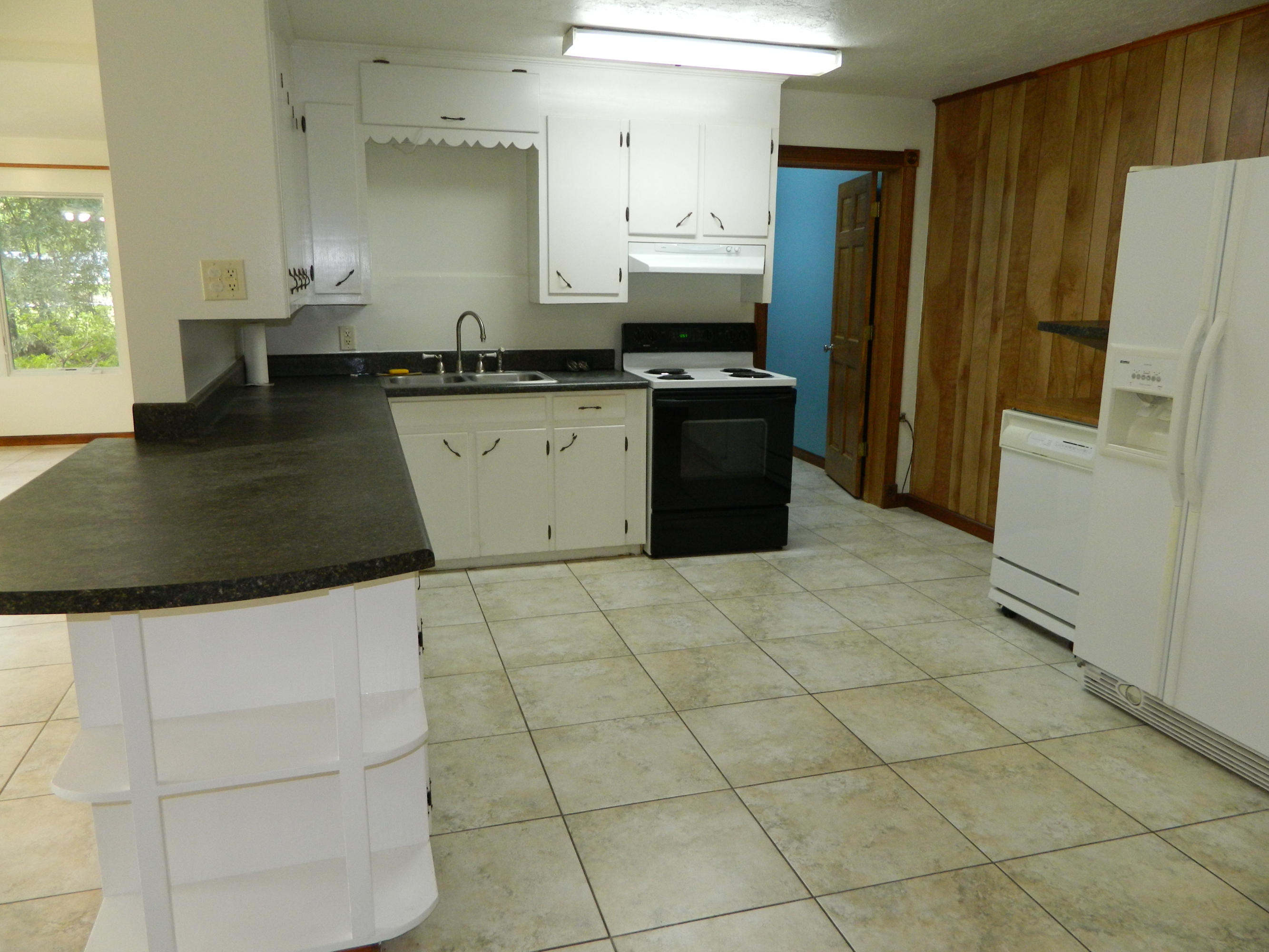 VALPARISO PLAT #16 LOT 13 BLK 3 - Residential