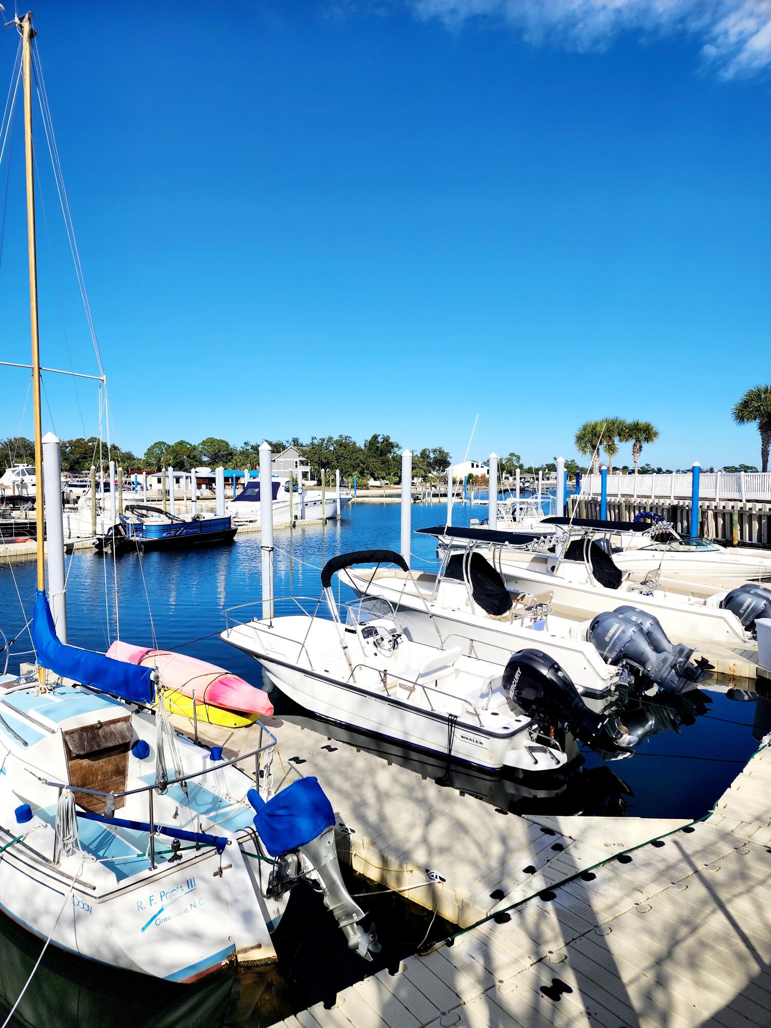 MARINA LANDING - Residential