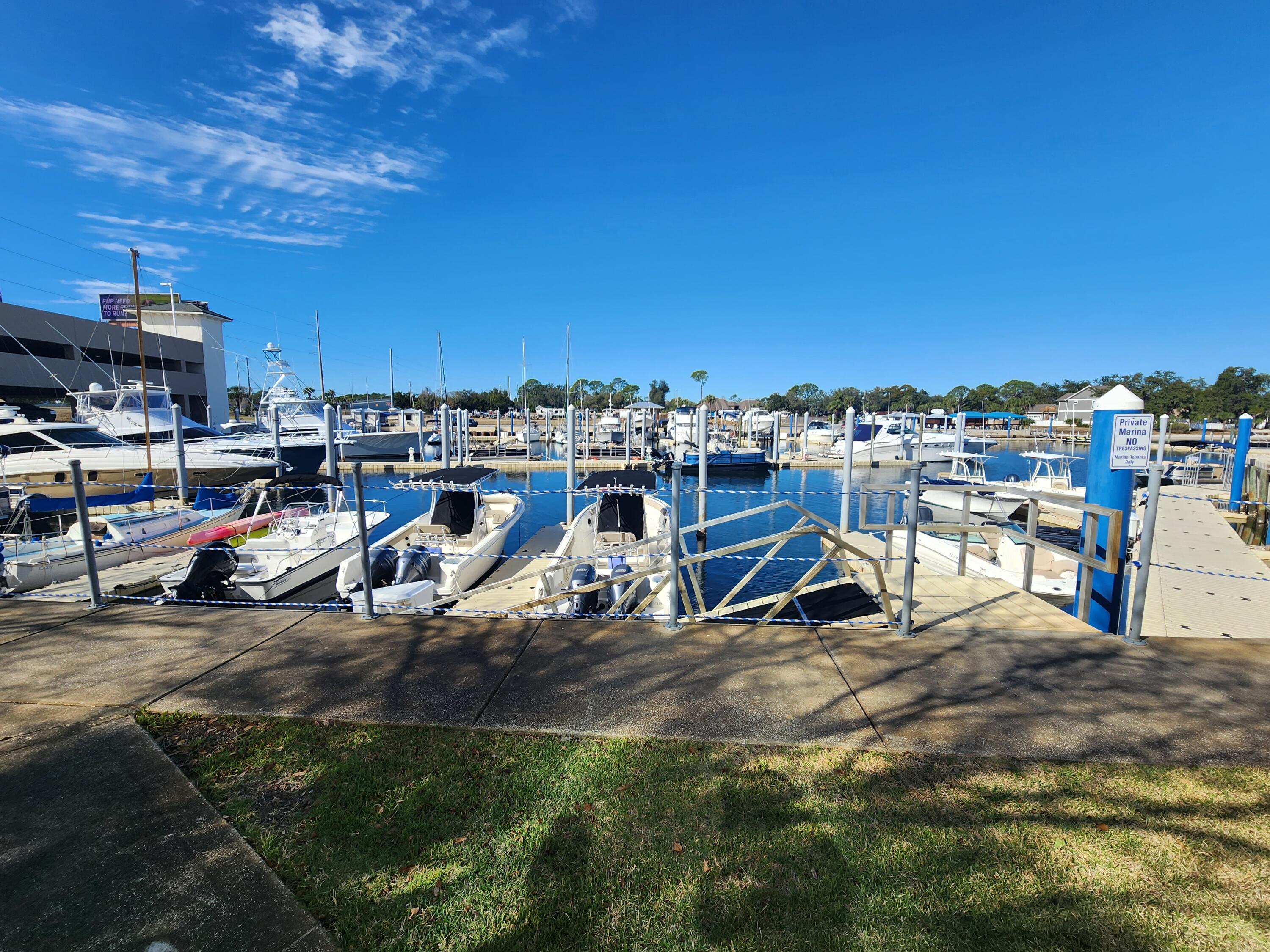 MARINA LANDING - Residential