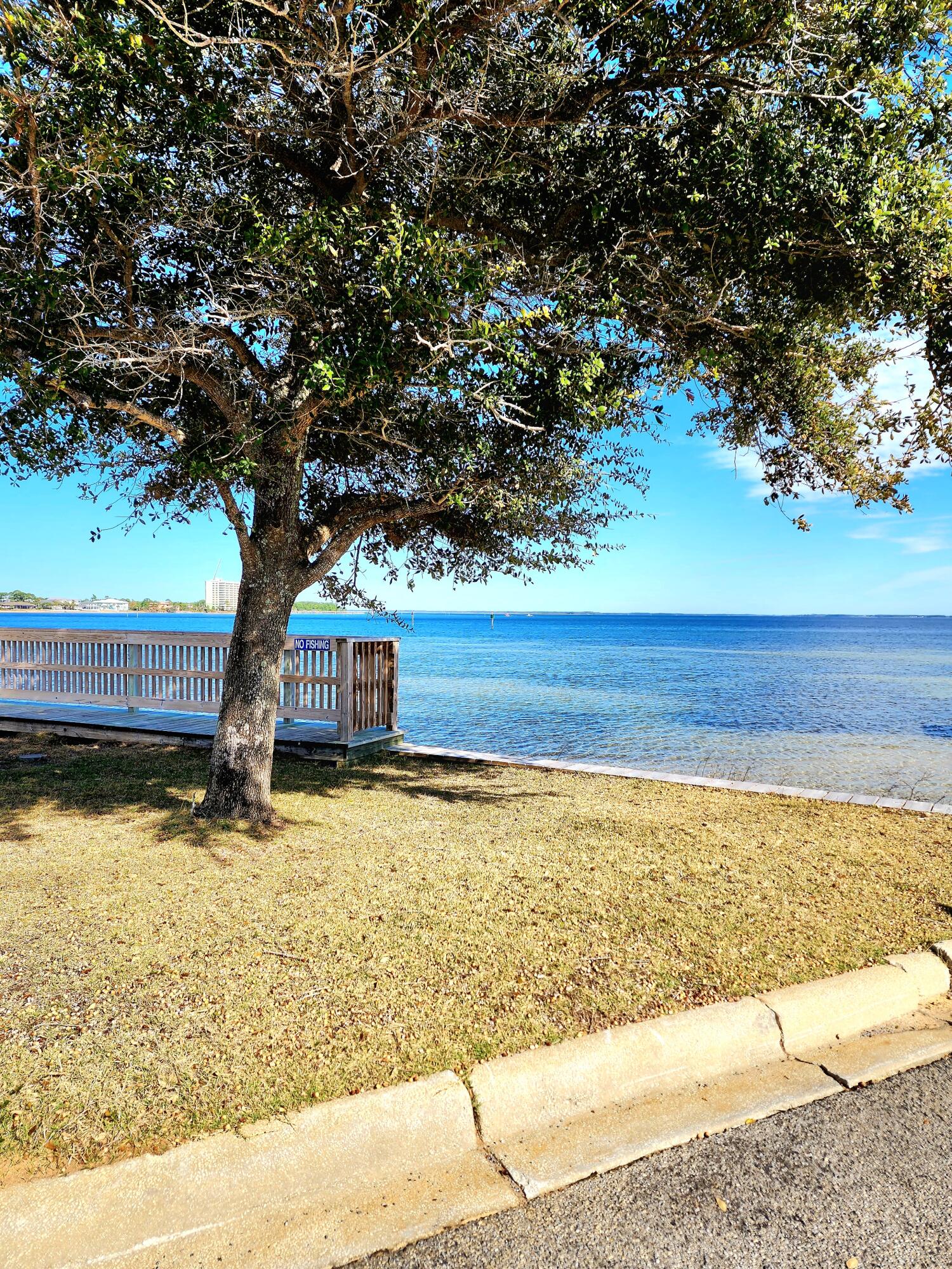 MARINA LANDING - Residential