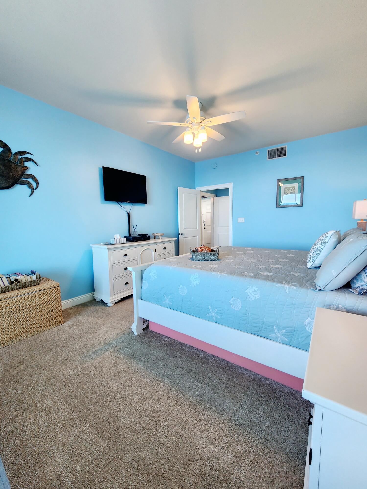 MARINA LANDING - Residential