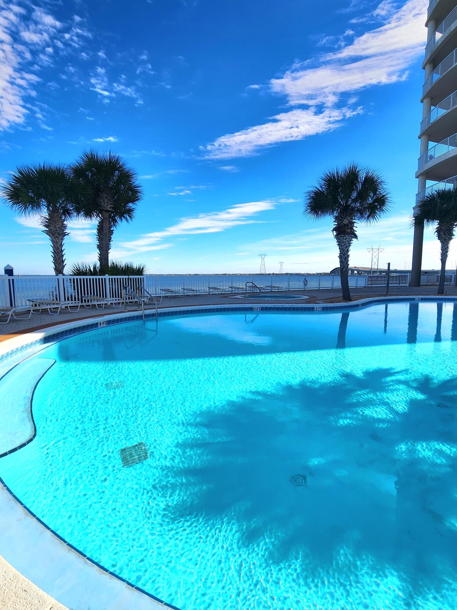 MARINA LANDING - Residential