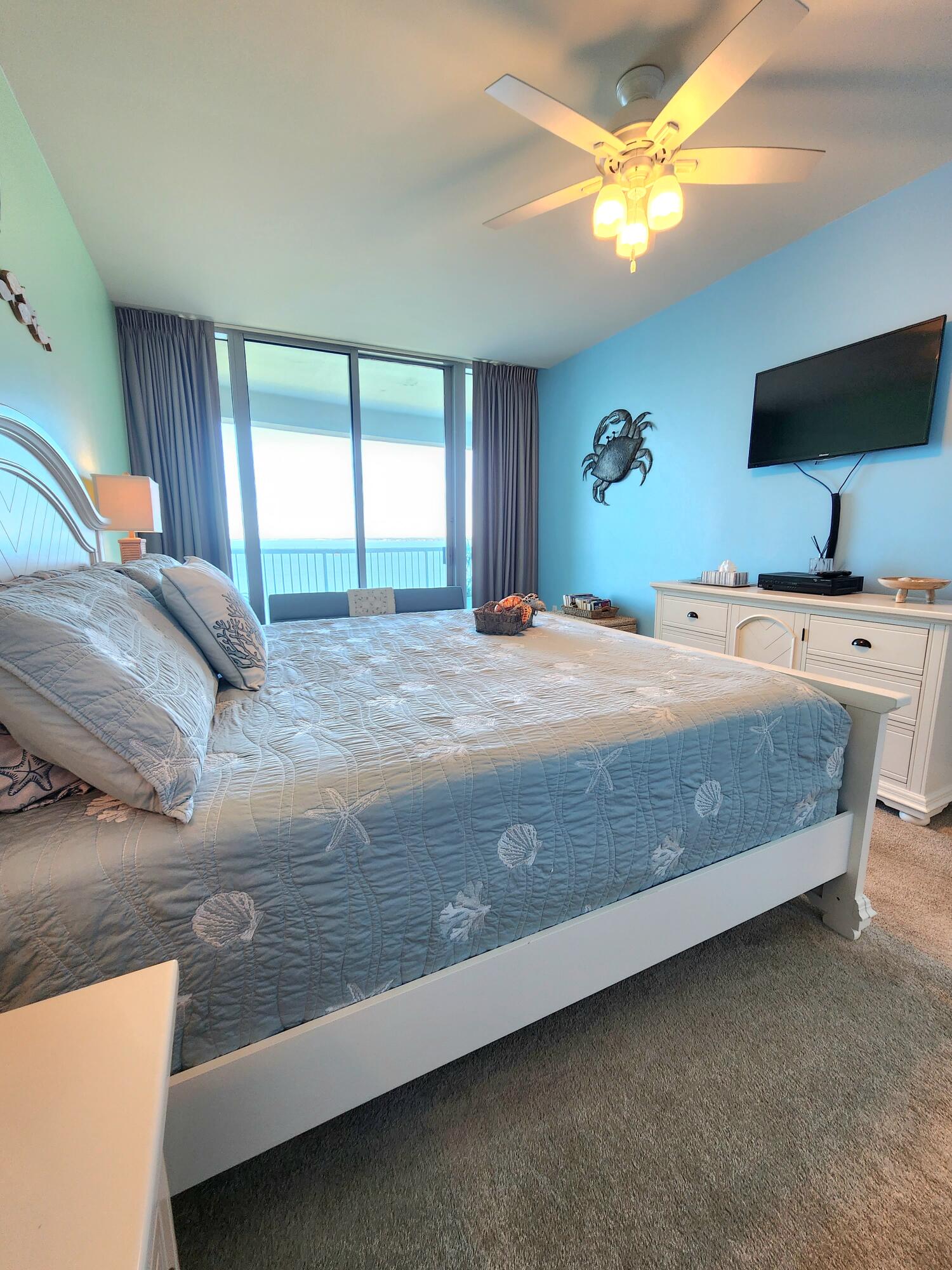 MARINA LANDING - Residential