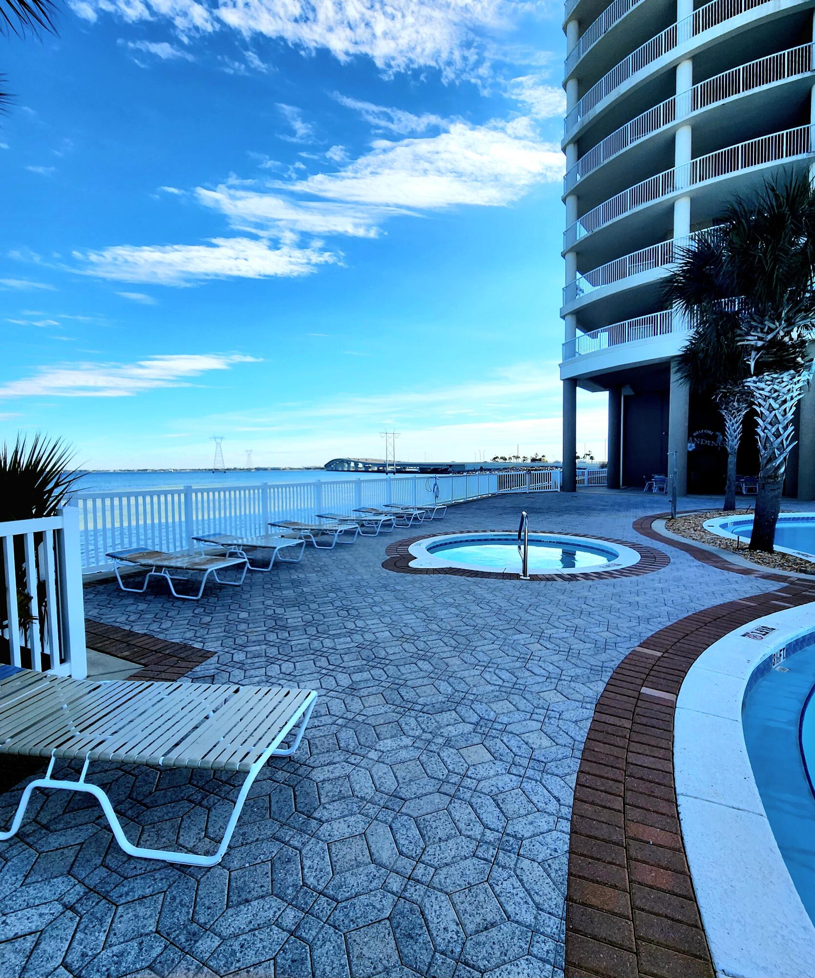 MARINA LANDING - Residential