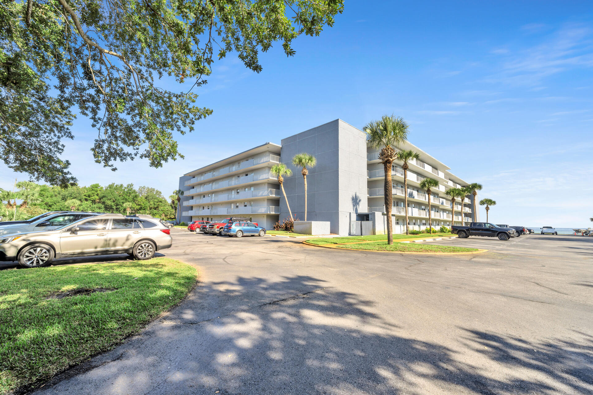 CENTURY PARK WEST - Residential Lease