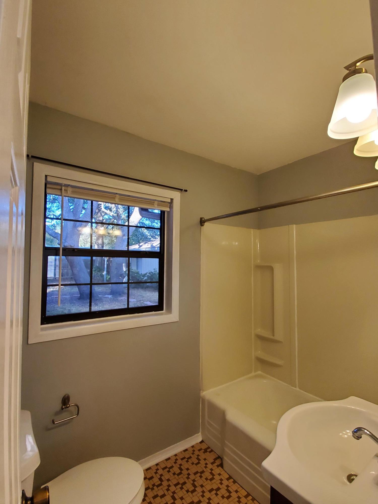 VESTA HEIGHTS 1ST ADDN - Residential