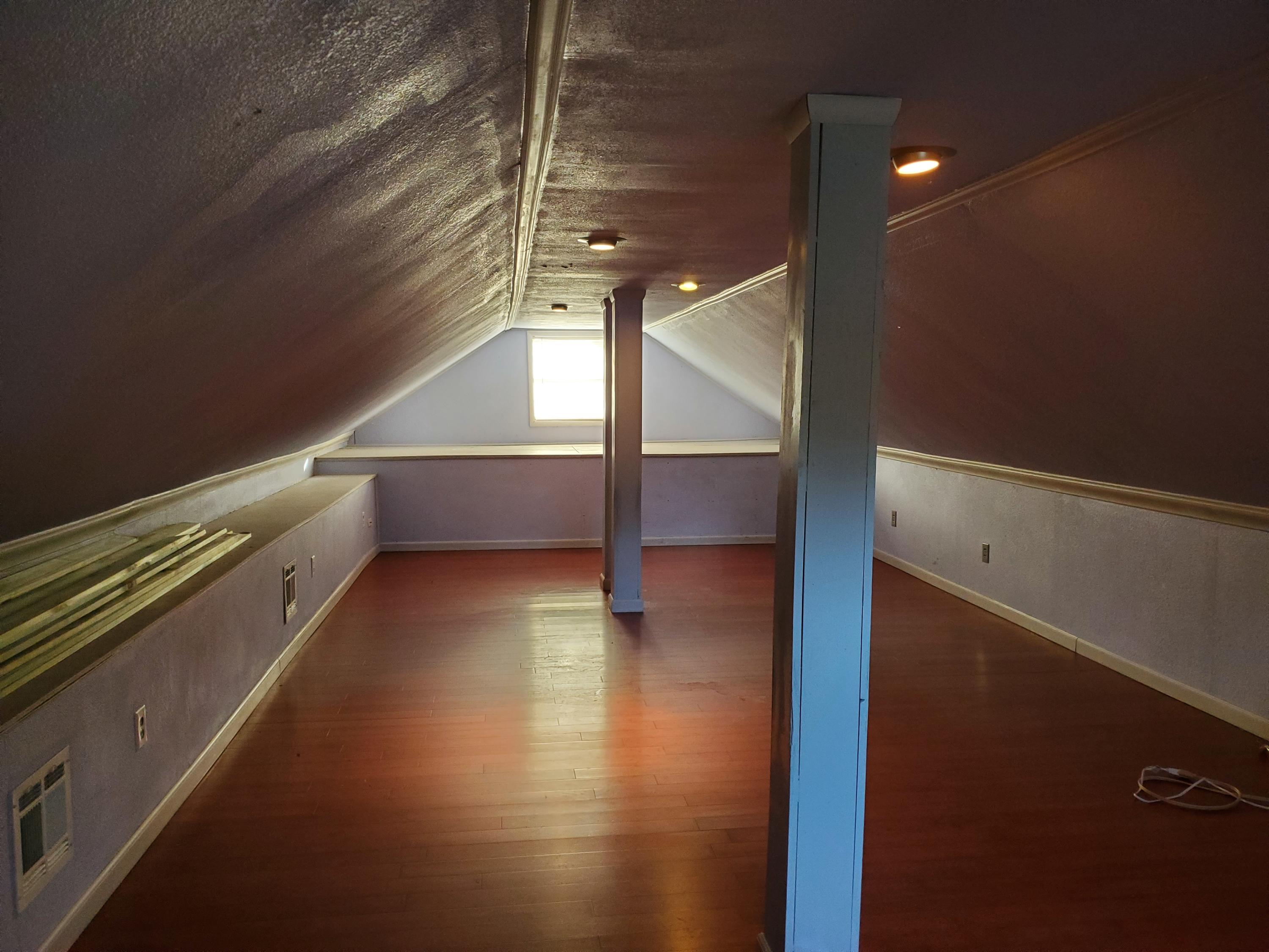 VESTA HEIGHTS 1ST ADDN - Residential