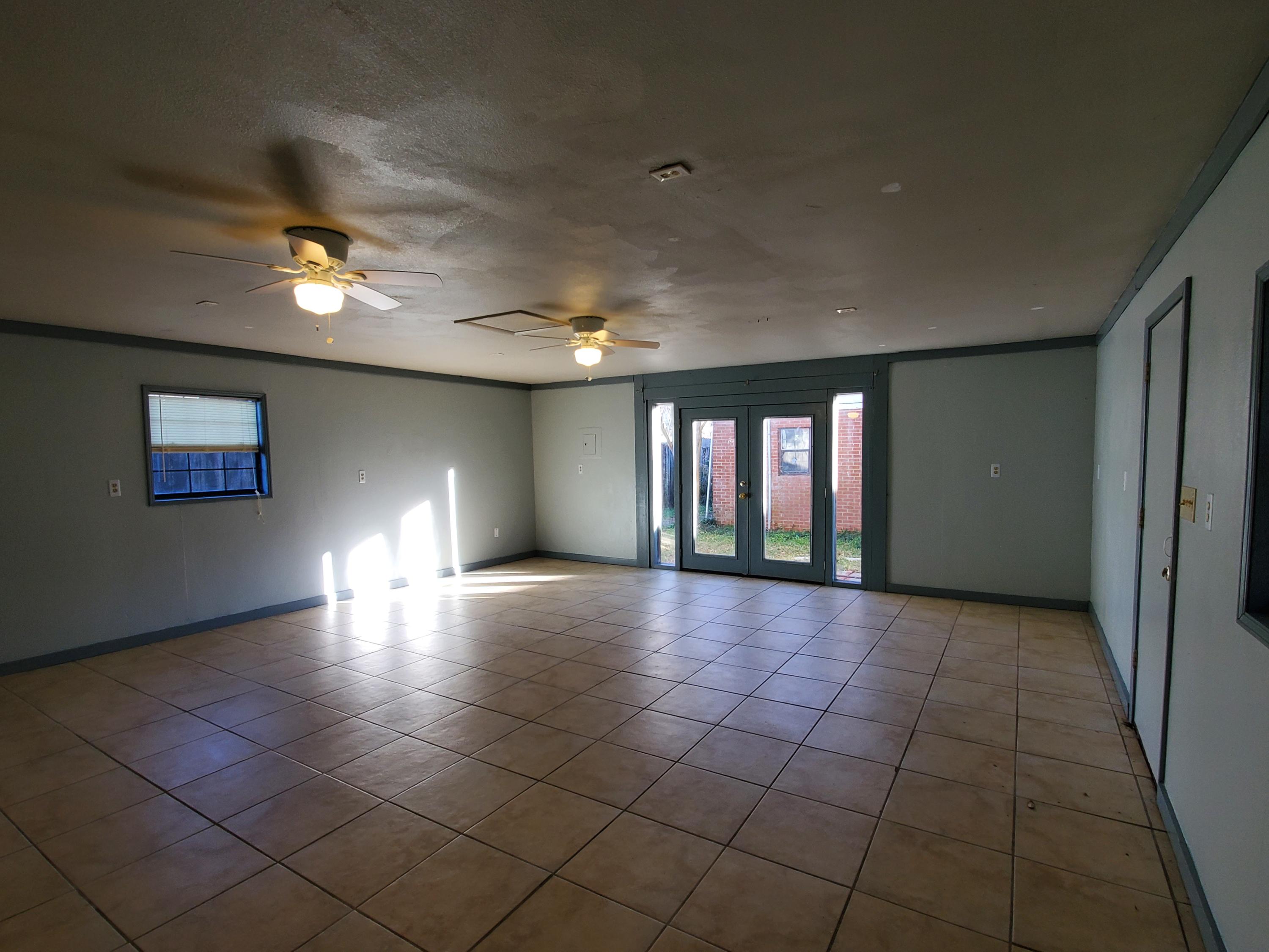 VESTA HEIGHTS 1ST ADDN - Residential