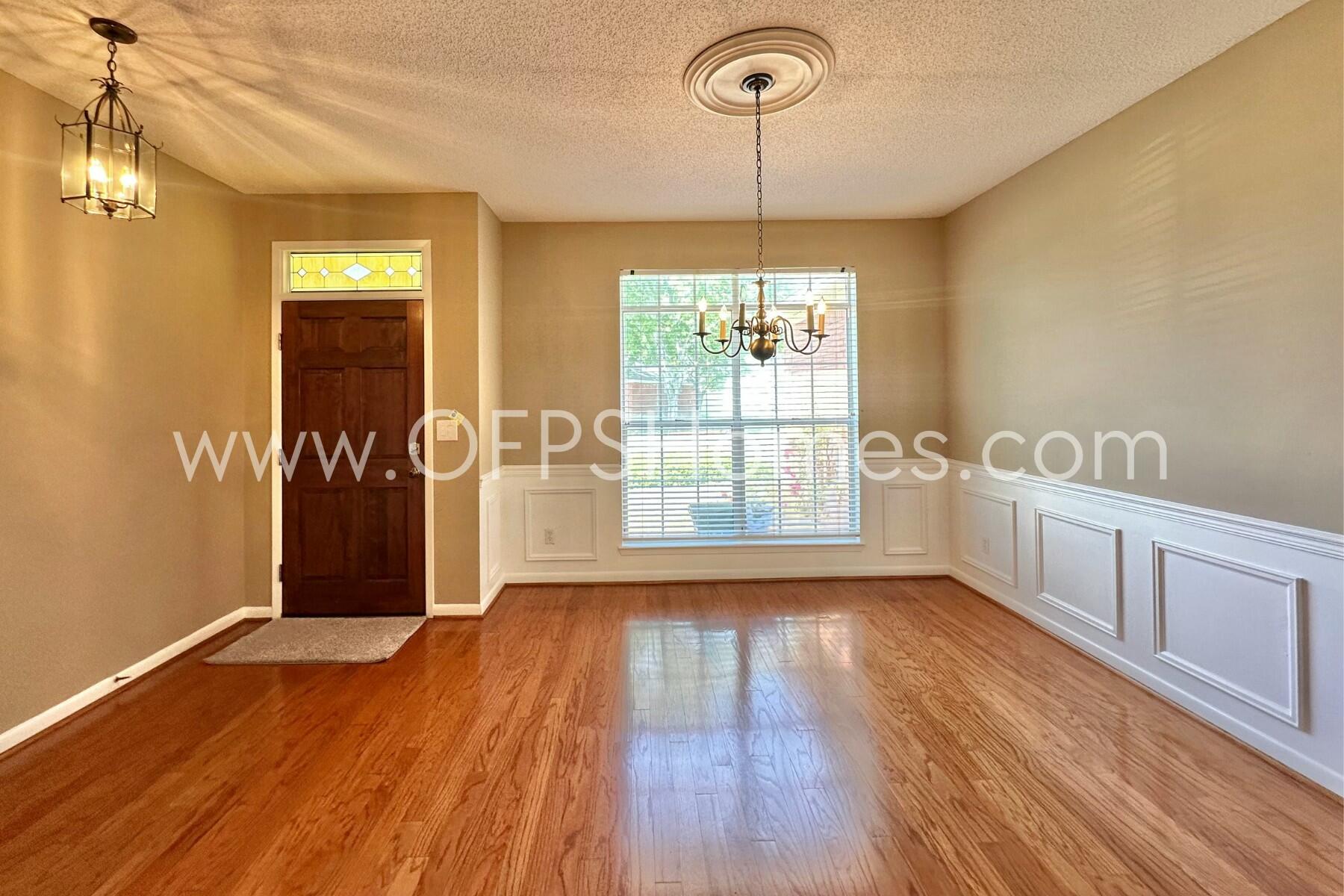 PARKWOOD LANE BLUEWATER BAY - Residential Lease