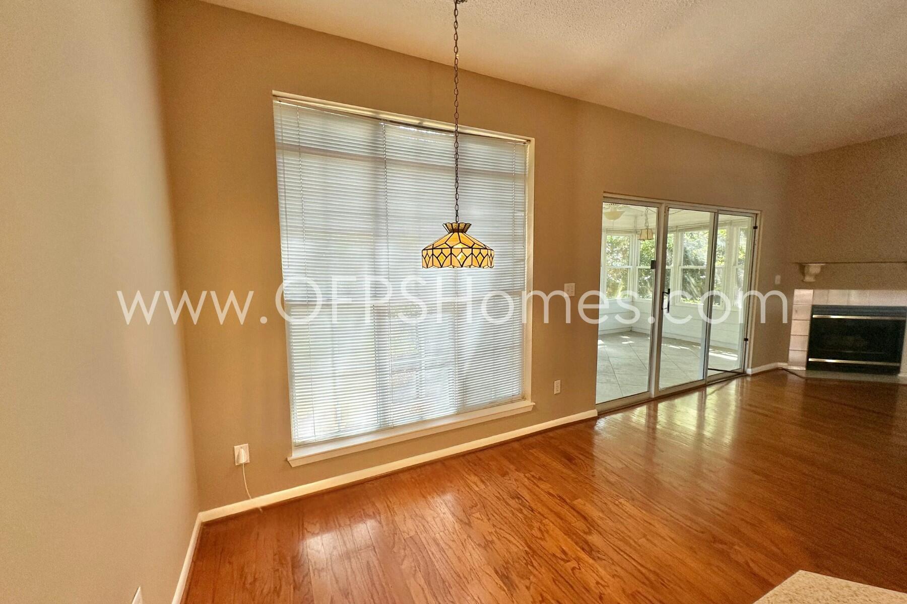 PARKWOOD LANE BLUEWATER BAY - Residential Lease