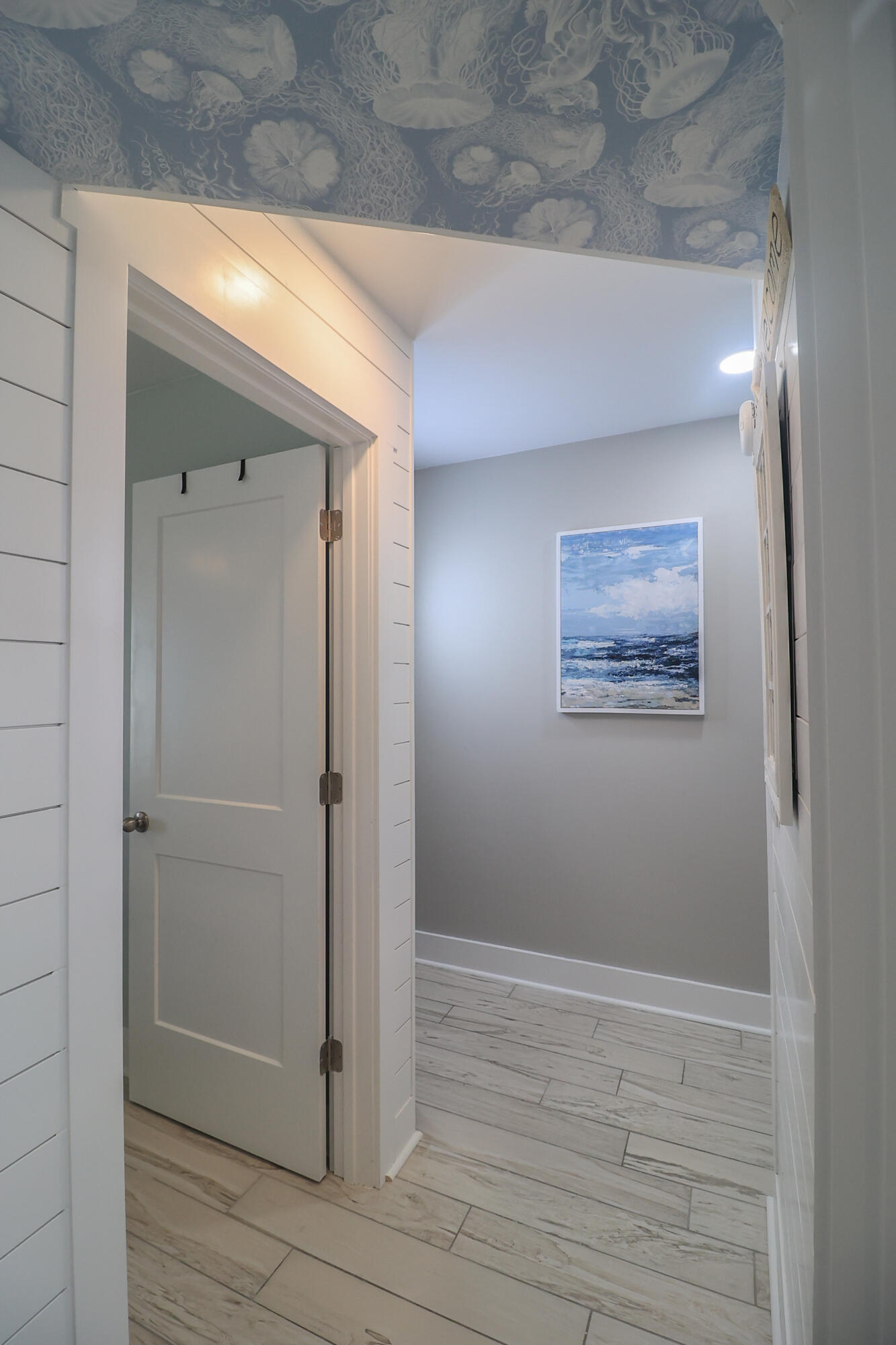 MISTRAL CONDO - Residential