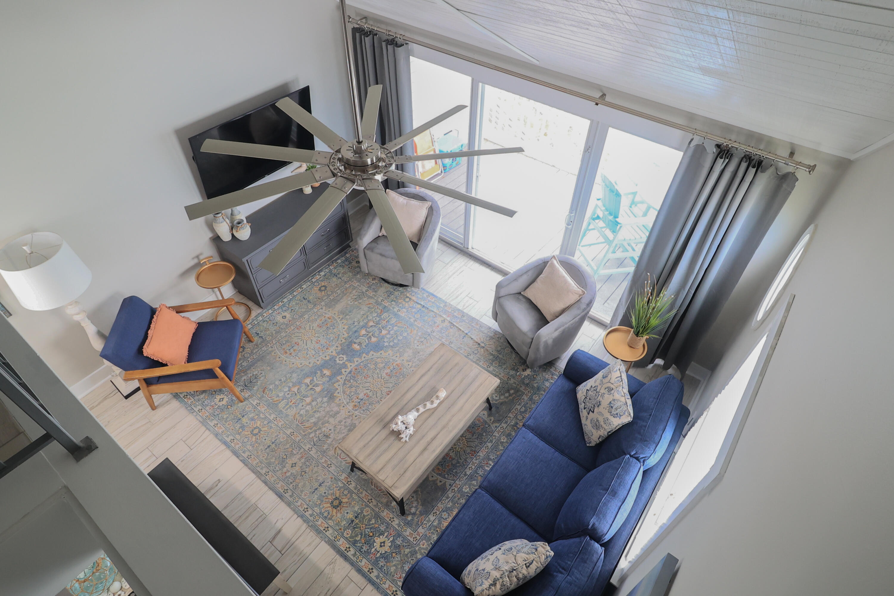 MISTRAL CONDO - Residential