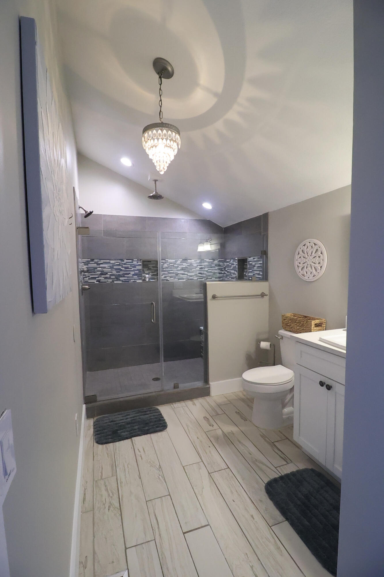 MISTRAL CONDO - Residential