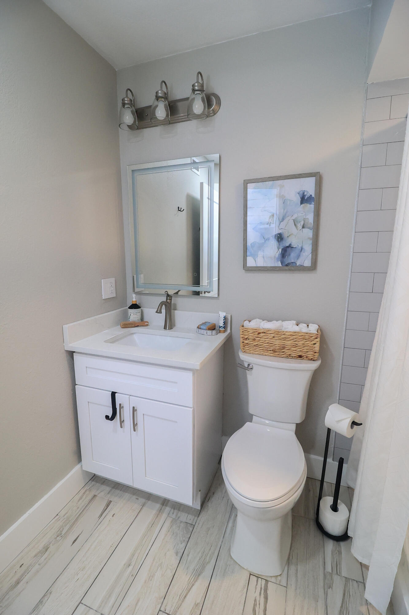 MISTRAL CONDO - Residential