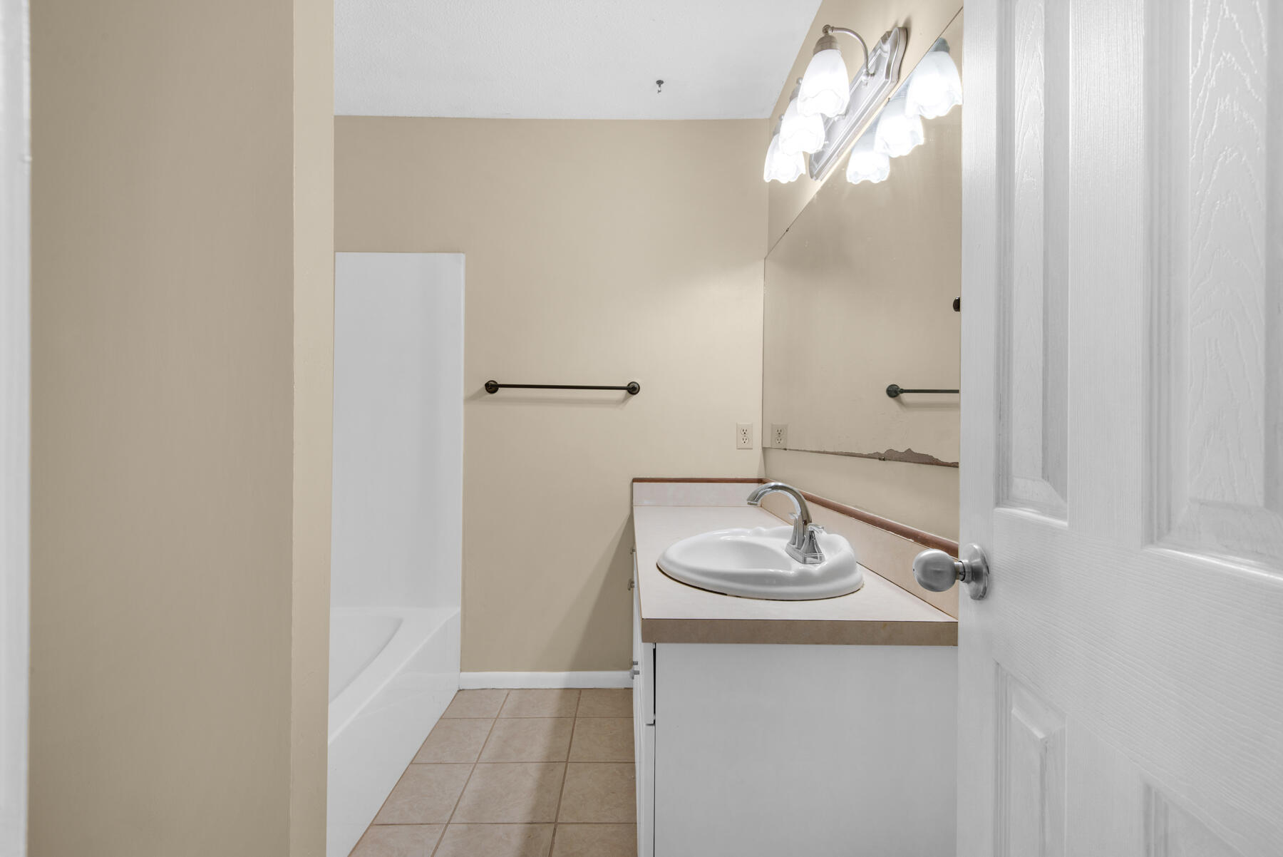 TANGLEWOOD SD - Residential Lease