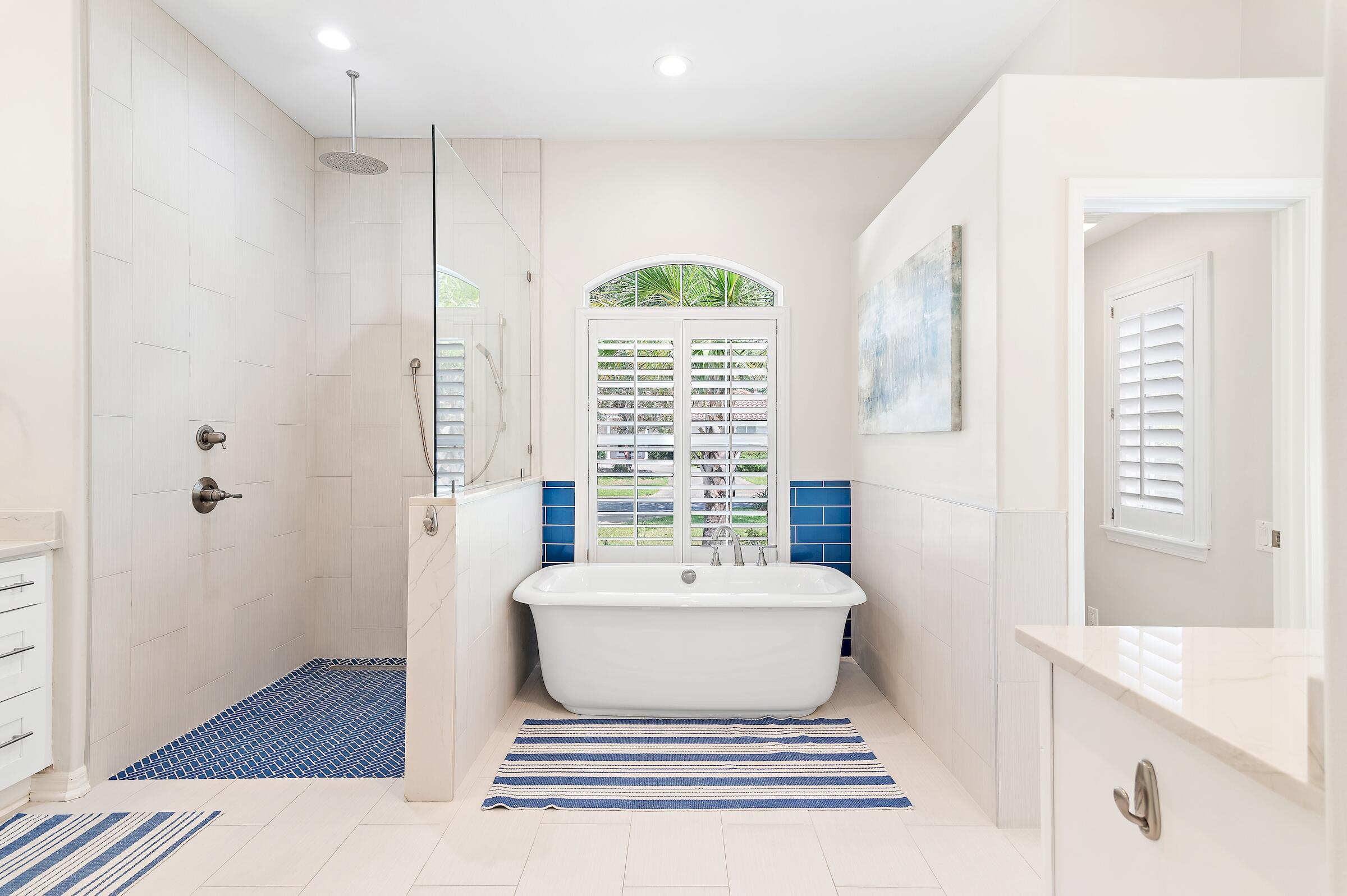 TROON DRIVE - Residential