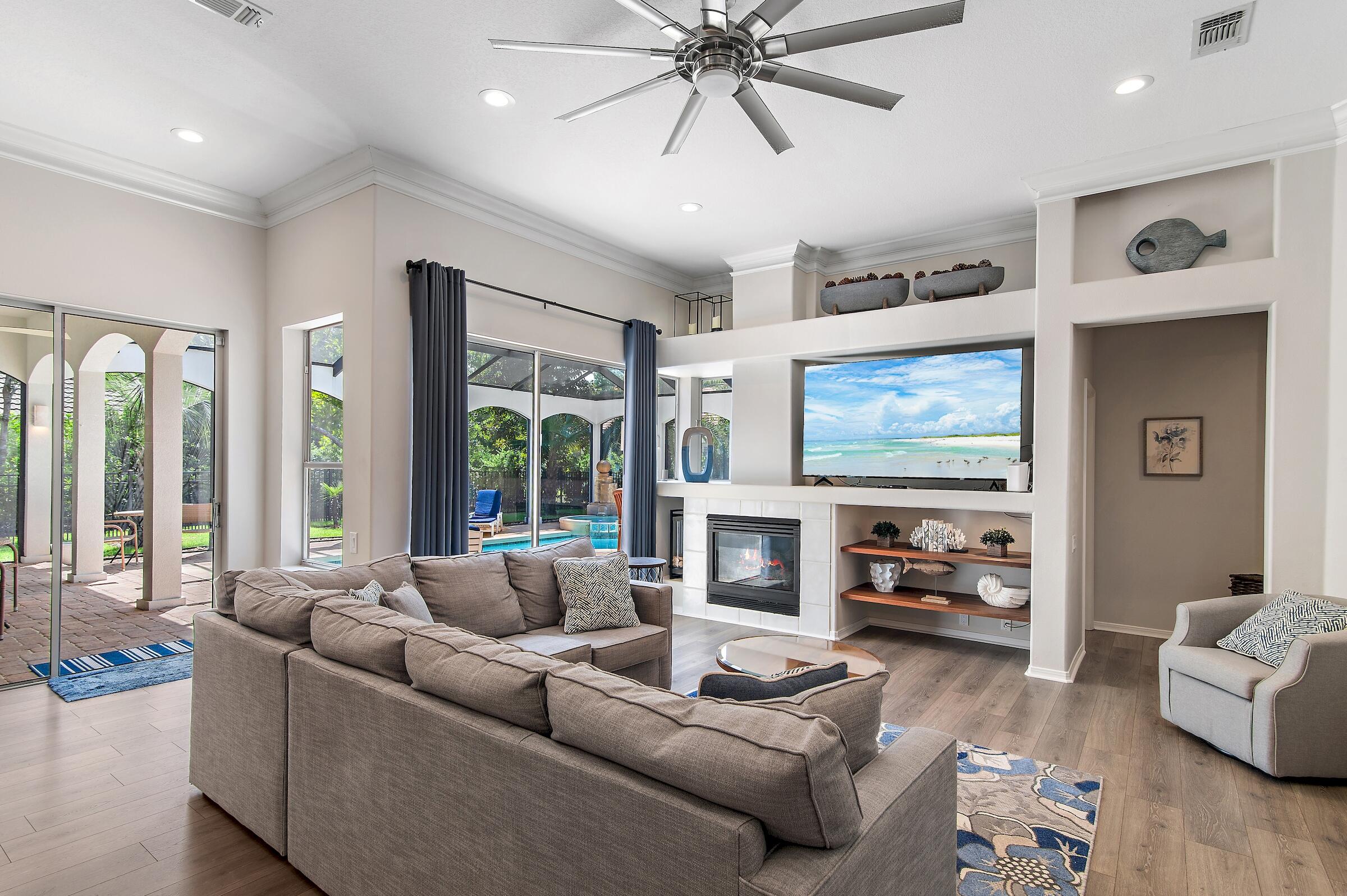 TROON DRIVE - Residential