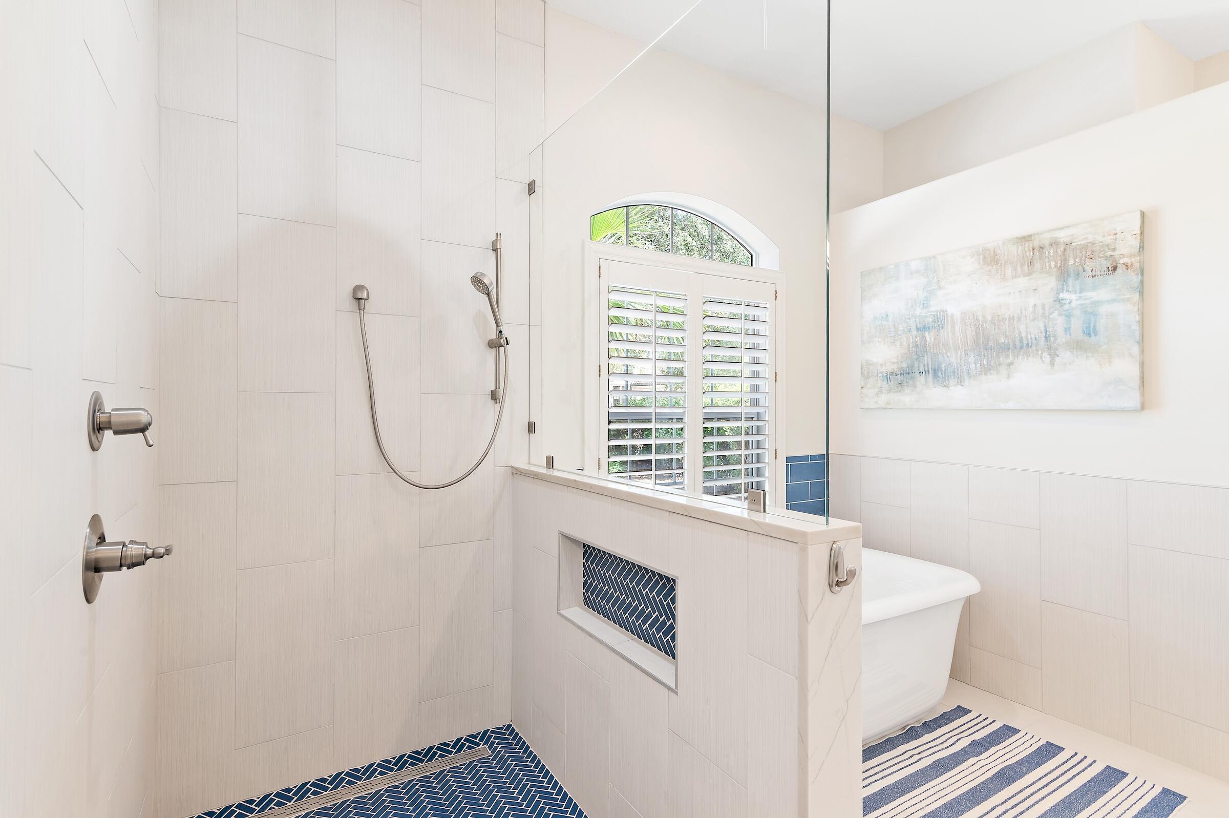 TROON DRIVE - Residential