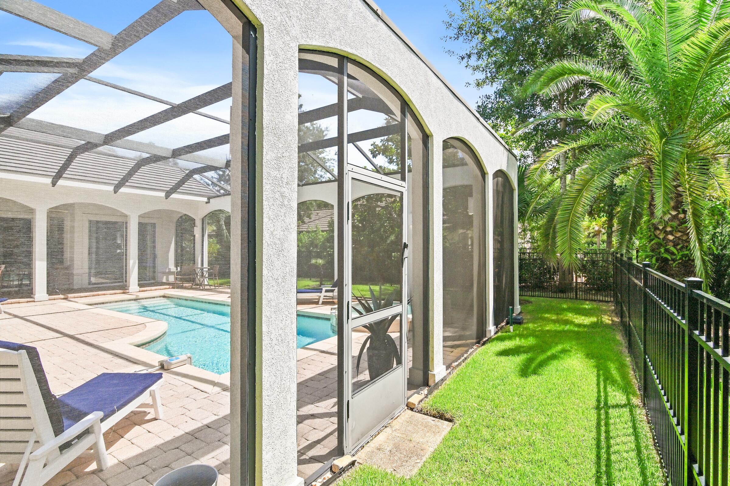 TROON DRIVE - Residential