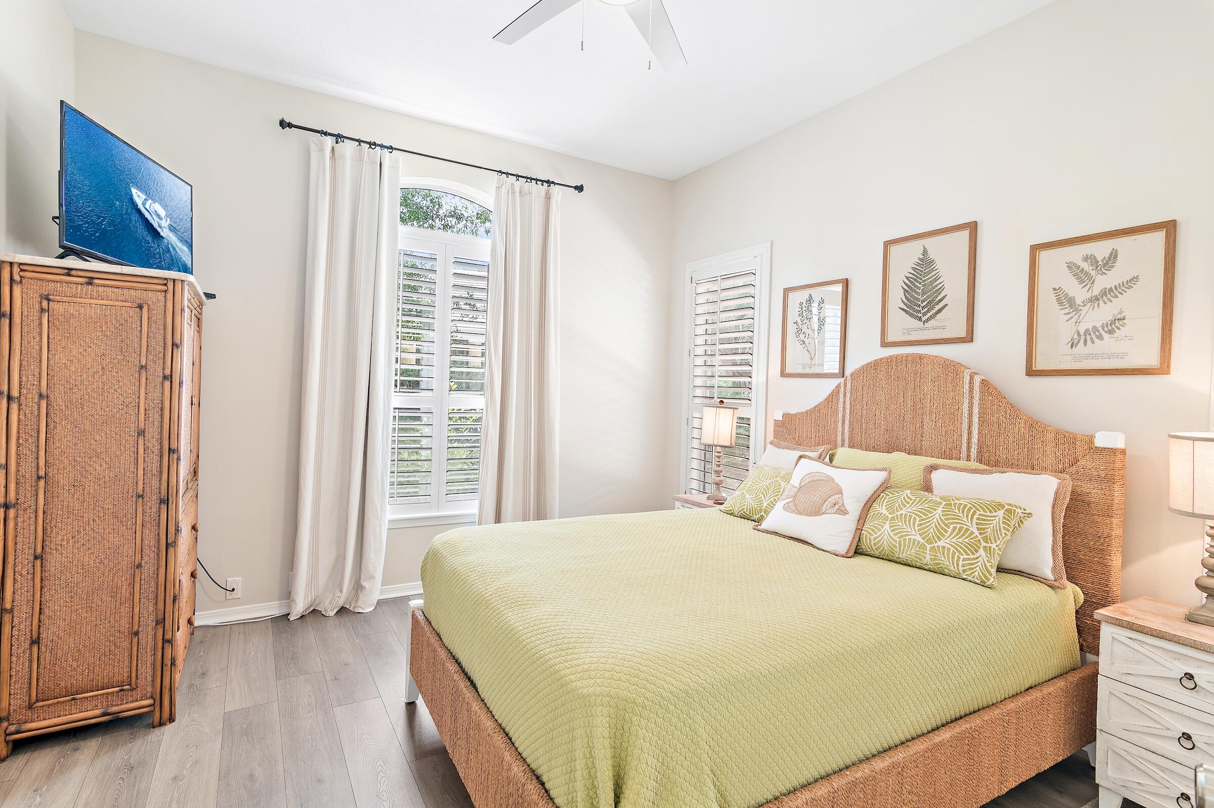 TROON DRIVE - Residential