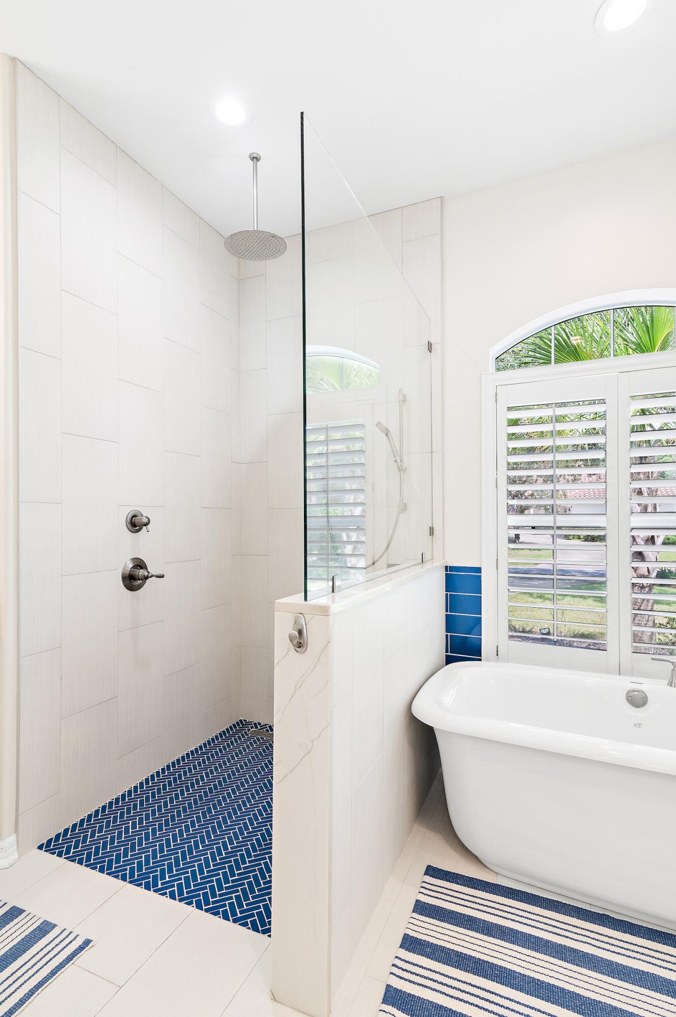 TROON DRIVE - Residential