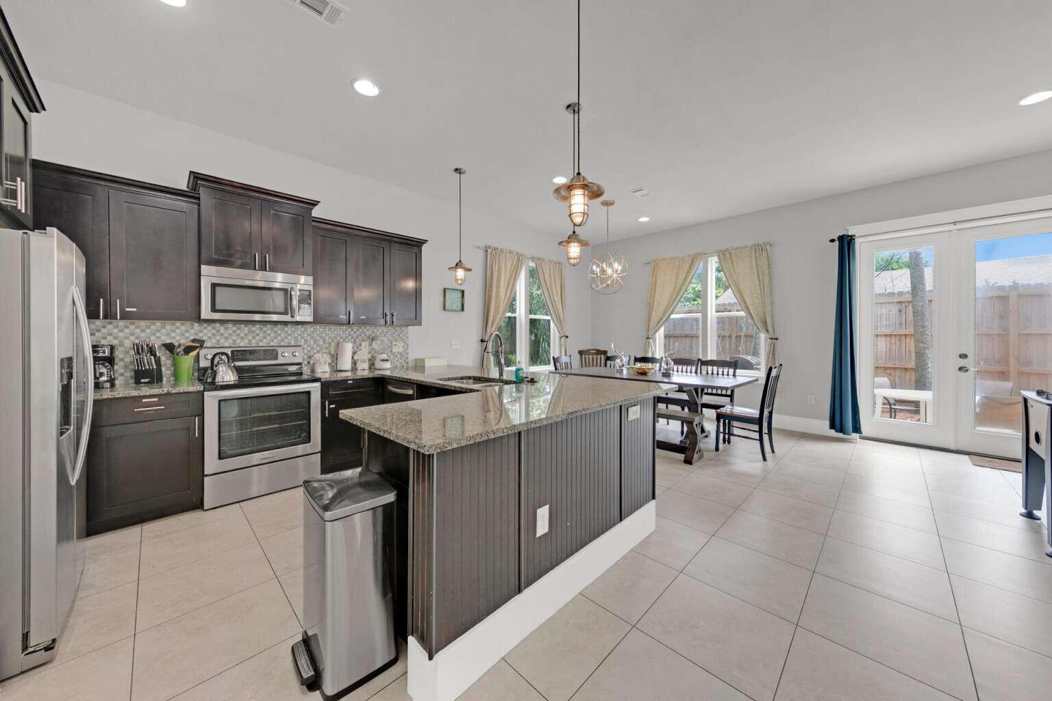 FRANGISTA BEACH - Residential