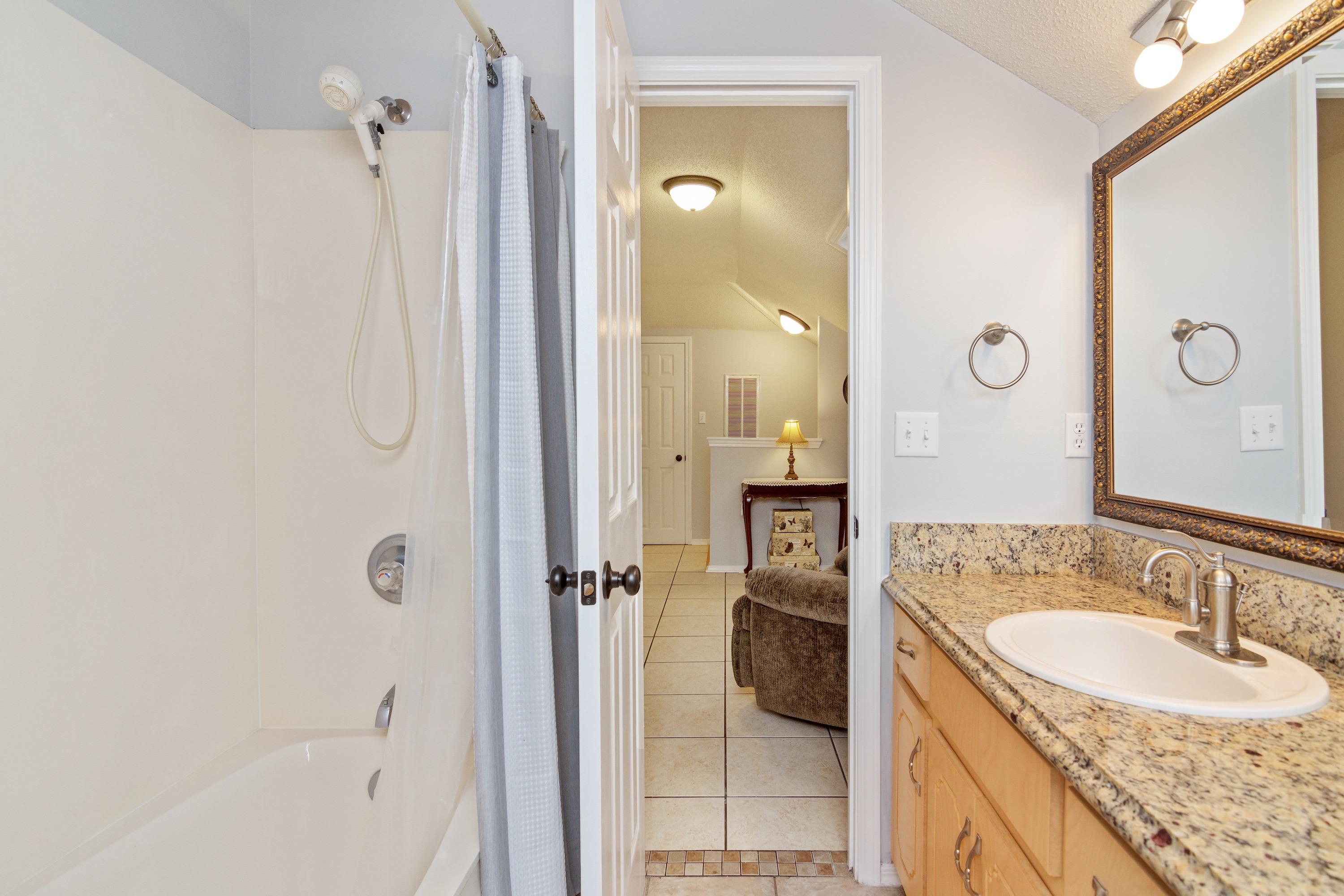 PINNACLE POINT - Residential