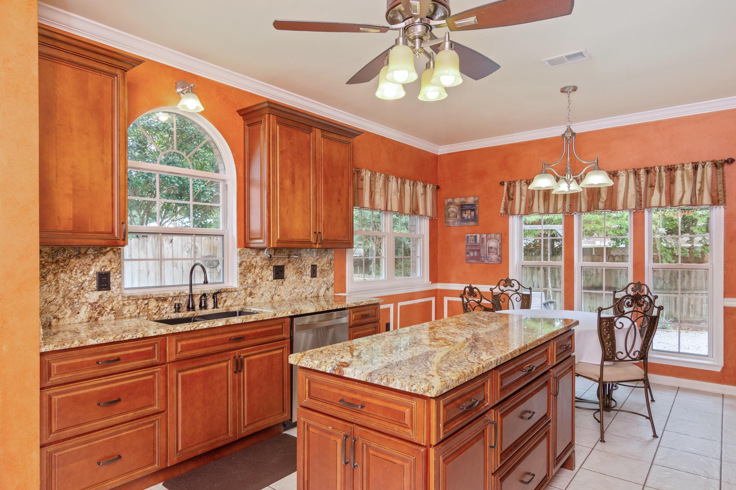 PINNACLE POINT - Residential