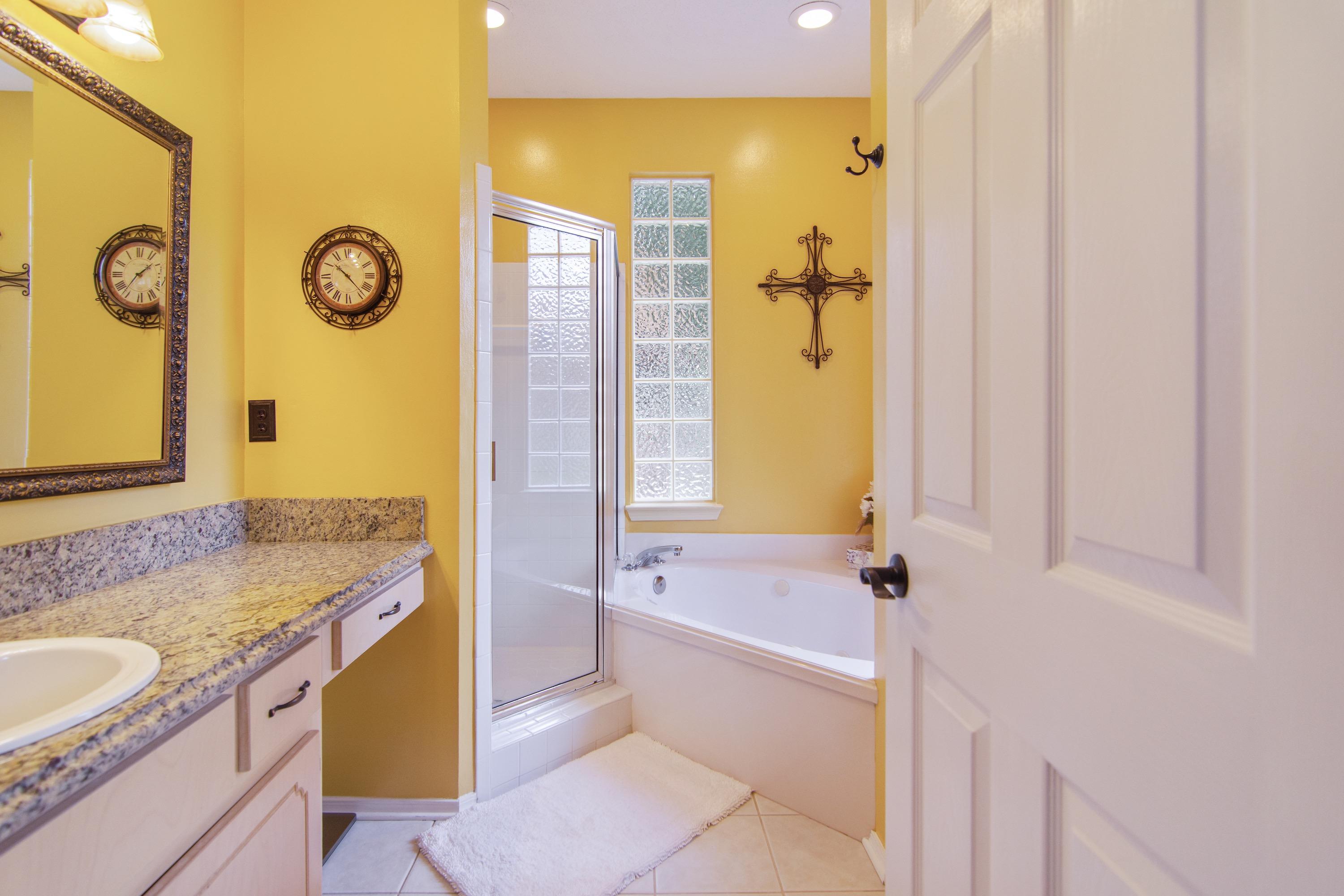 PINNACLE POINT - Residential