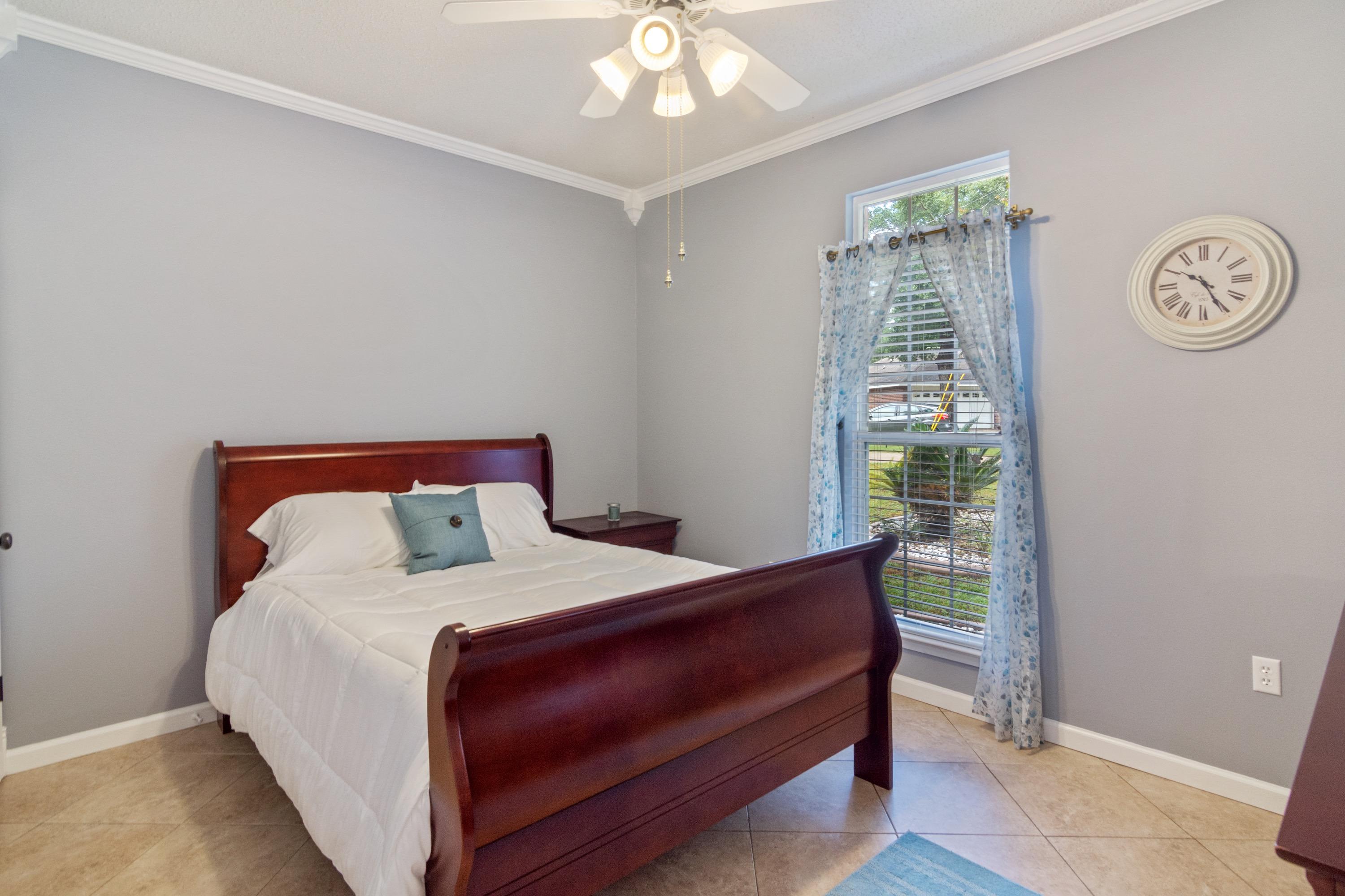 PINNACLE POINT - Residential