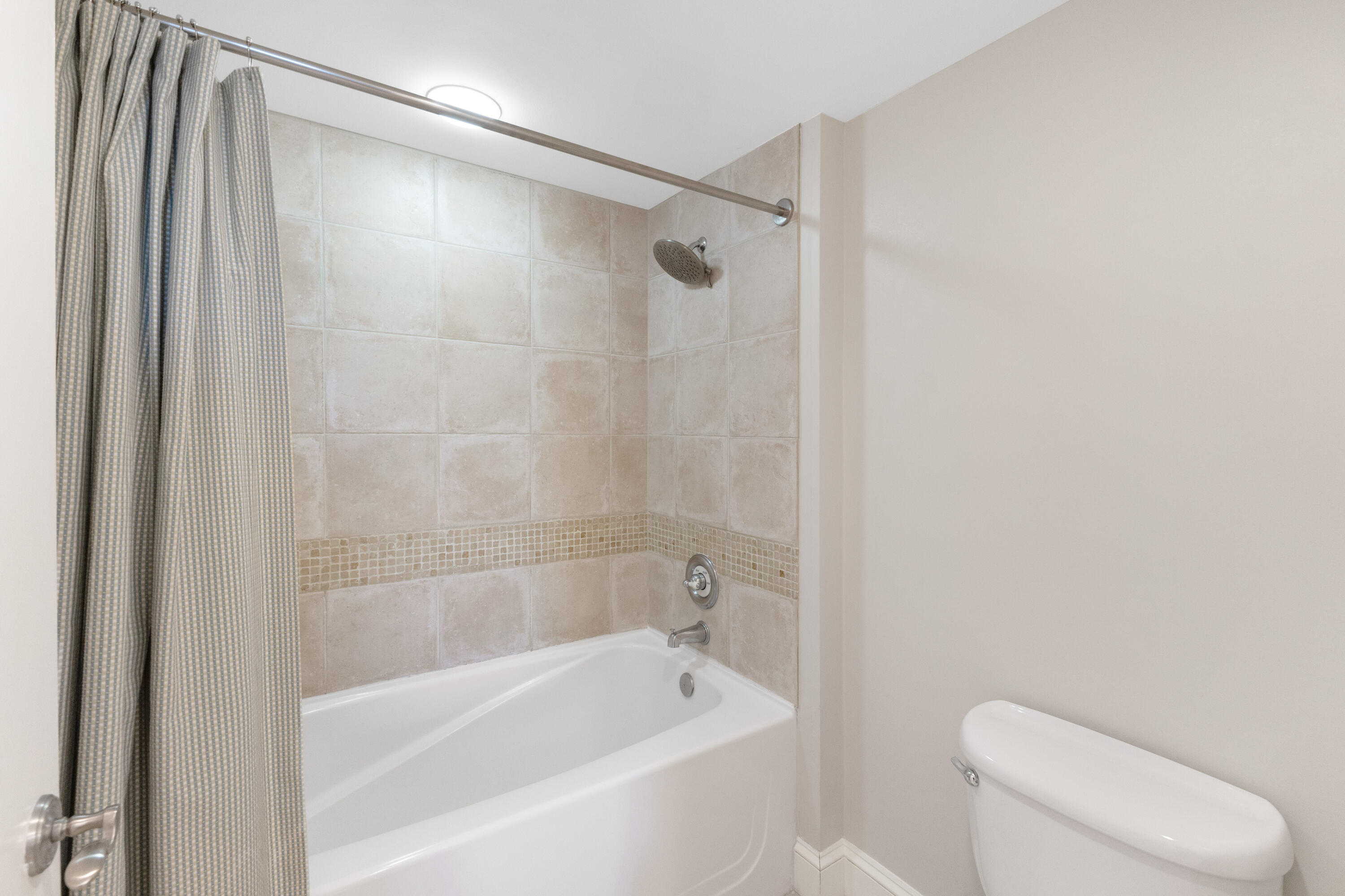 GRAND SANDESTIN THE - Residential