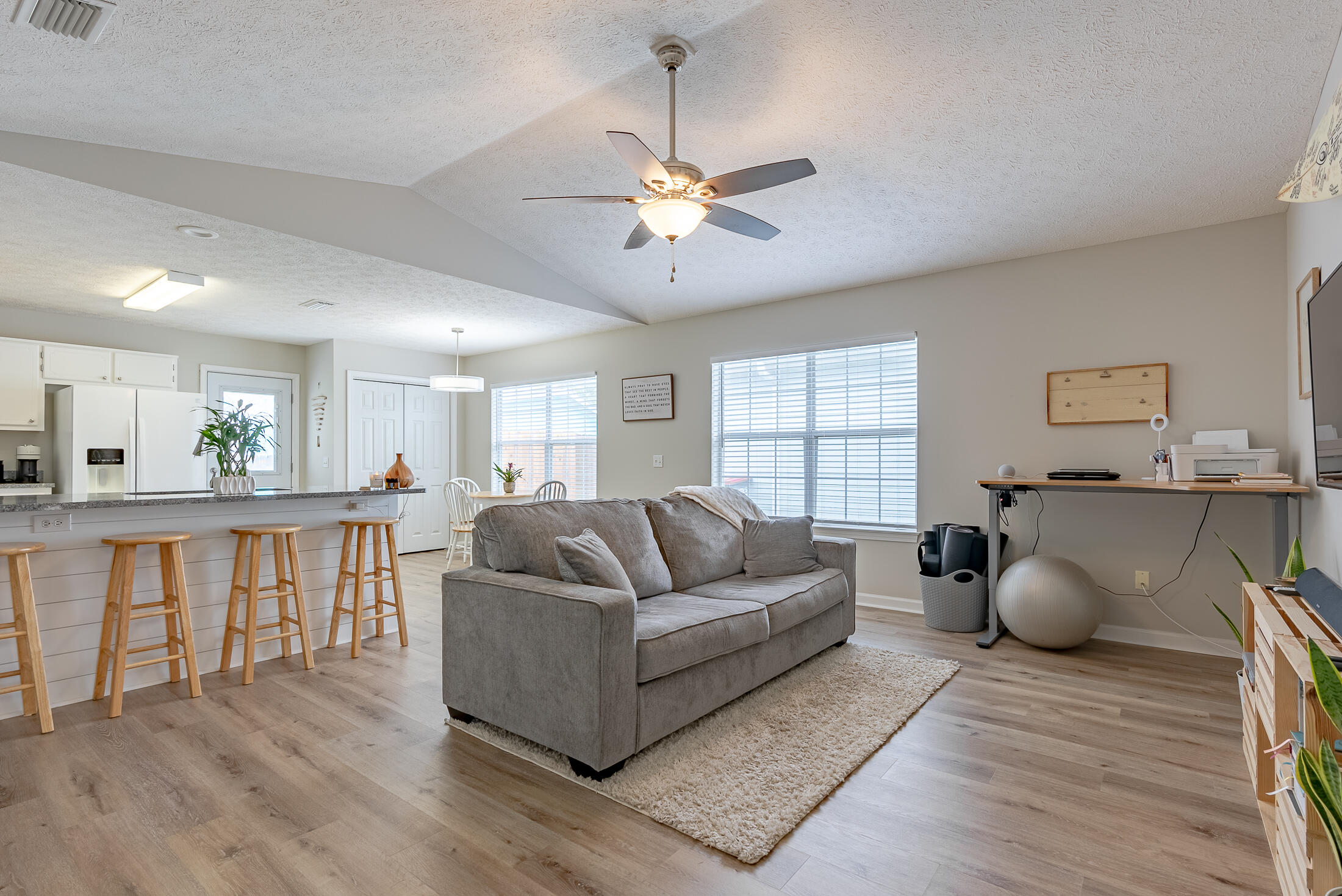 BID-A-WEE BEACH 1ST ADDN - Residential