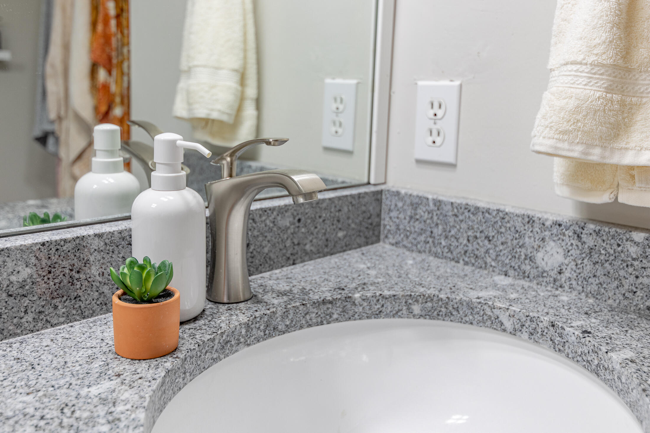 BID-A-WEE BEACH 1ST ADDN - Residential