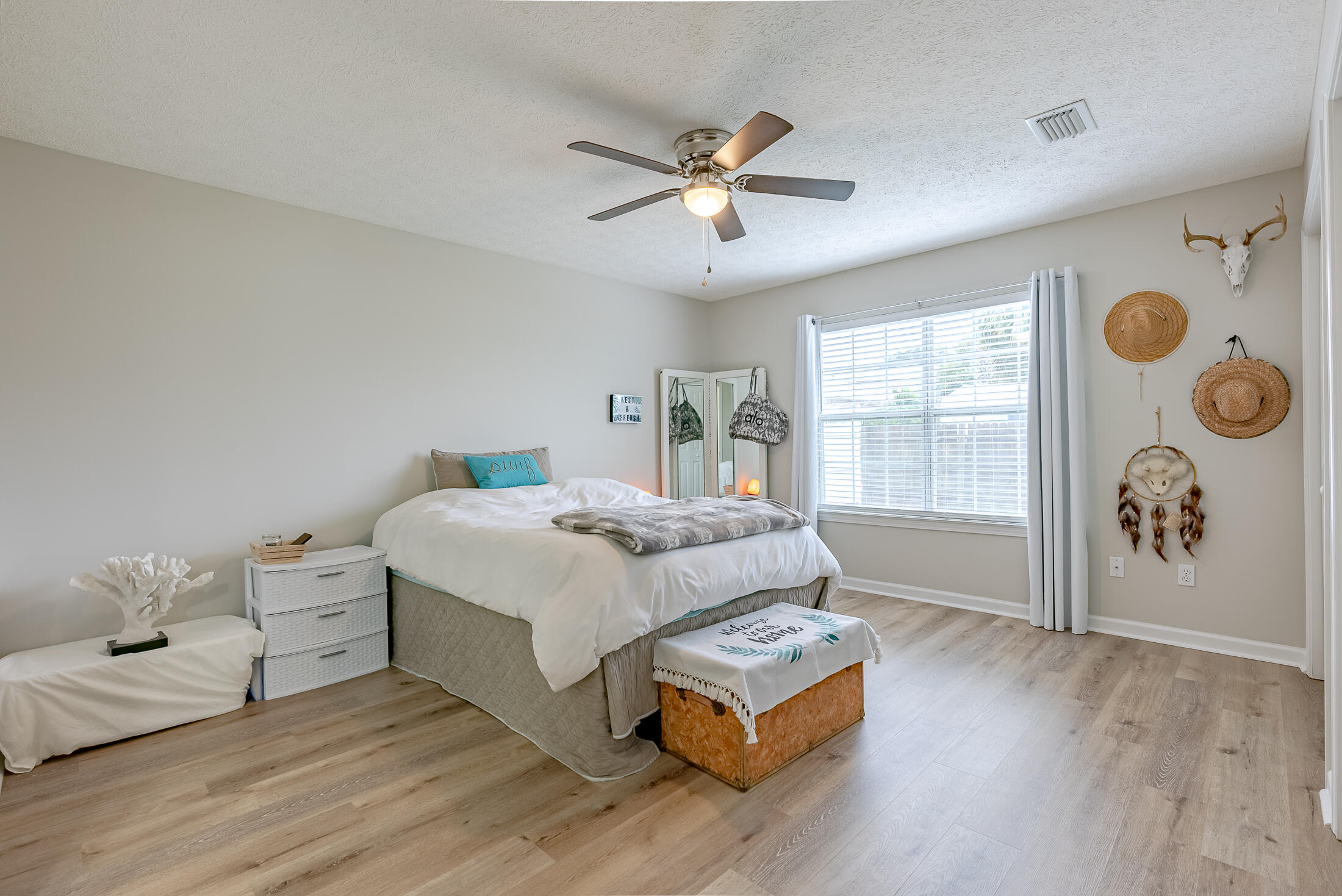 BID-A-WEE BEACH 1ST ADDN - Residential