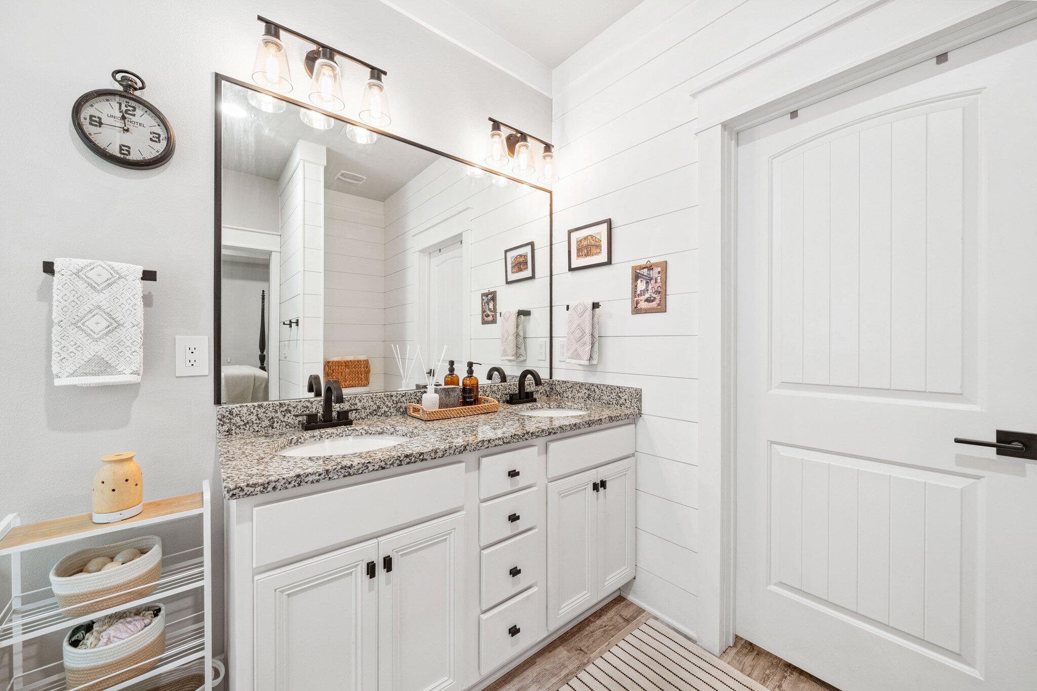 SOUTHERN PINES - Residential