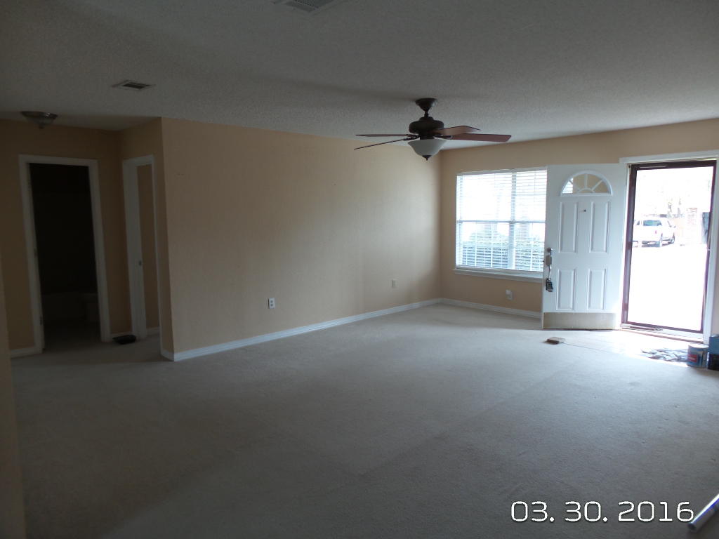 PINNACLE POINT - Residential Lease