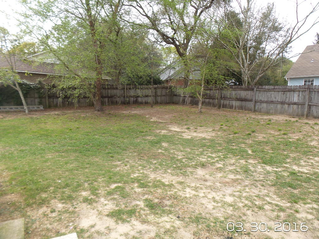 PINNACLE POINT - Residential Lease