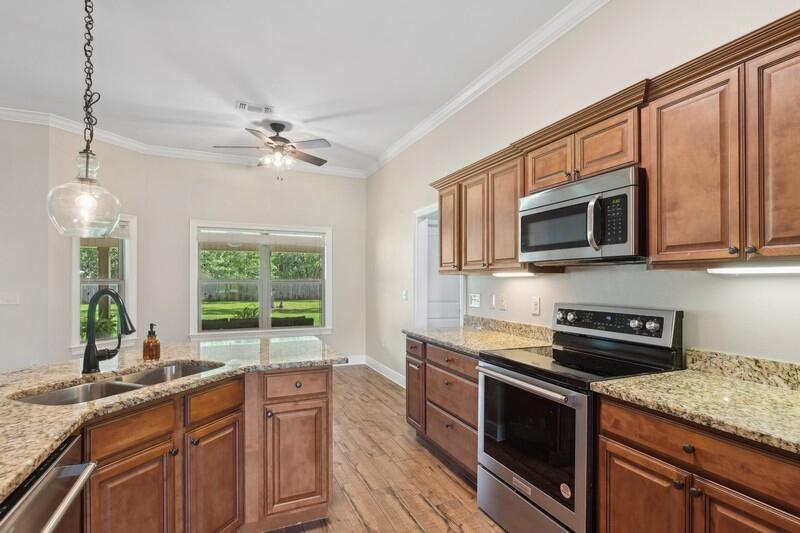 HOLLEY BY THE SEA - Residential